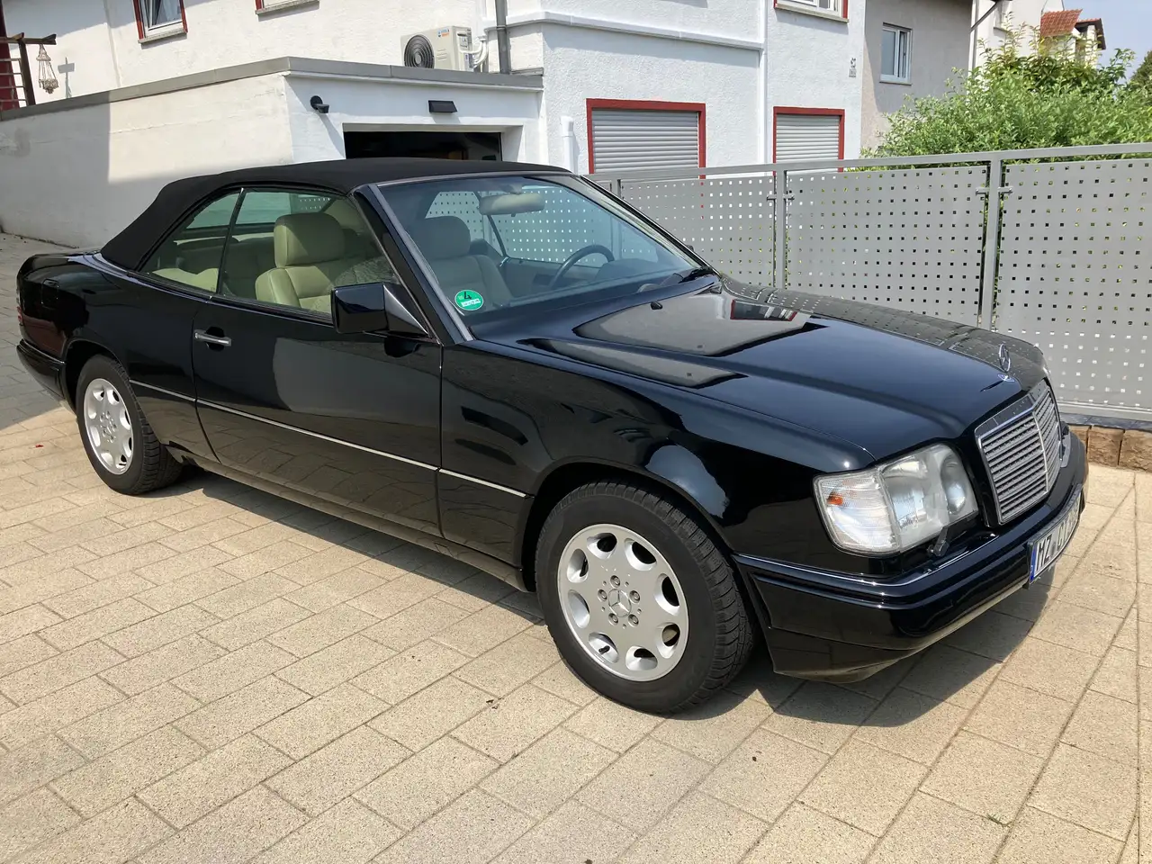 Mercedes-Benz 320 A124 mit H-Zulassung, foto 5