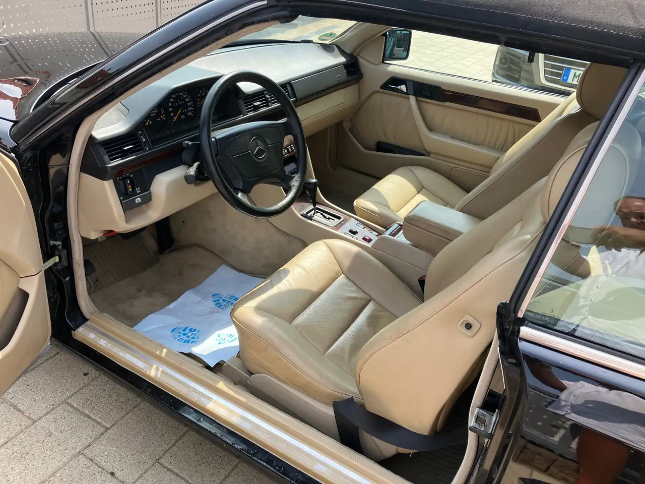 Mercedes-Benz 320 A124 mit H-Zulassung, foto 6