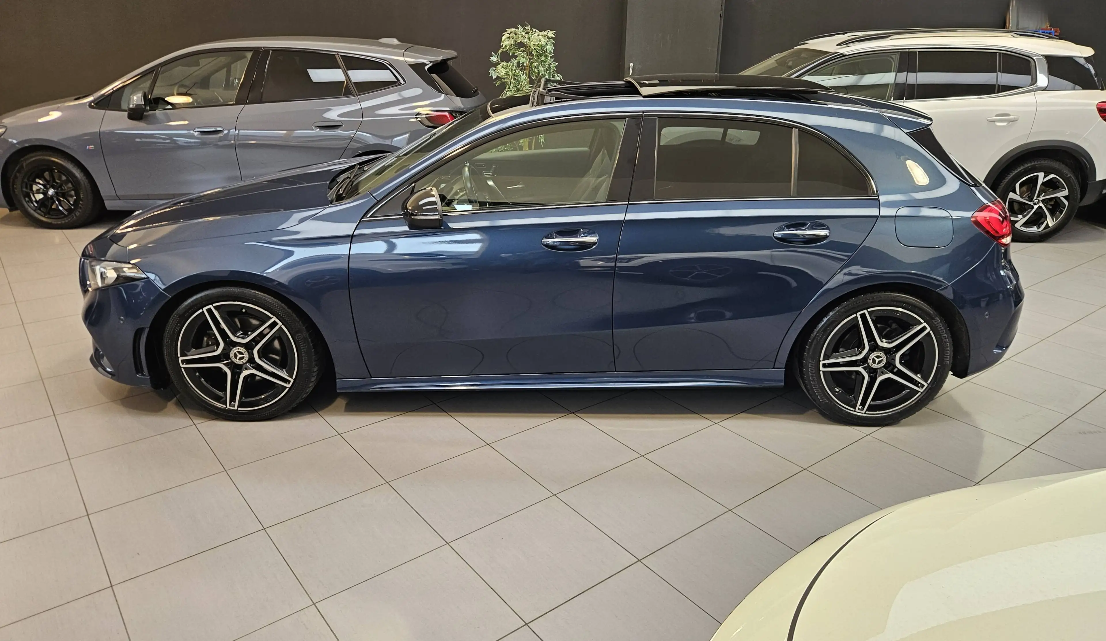 Mercedes-Benz A 180 A 180 D PACK AMG ,BOITE AUTO,TOIT PANORAMIQUE,CUIR,GPS,CAMERA,GARANTIE 1 AN — photo 7