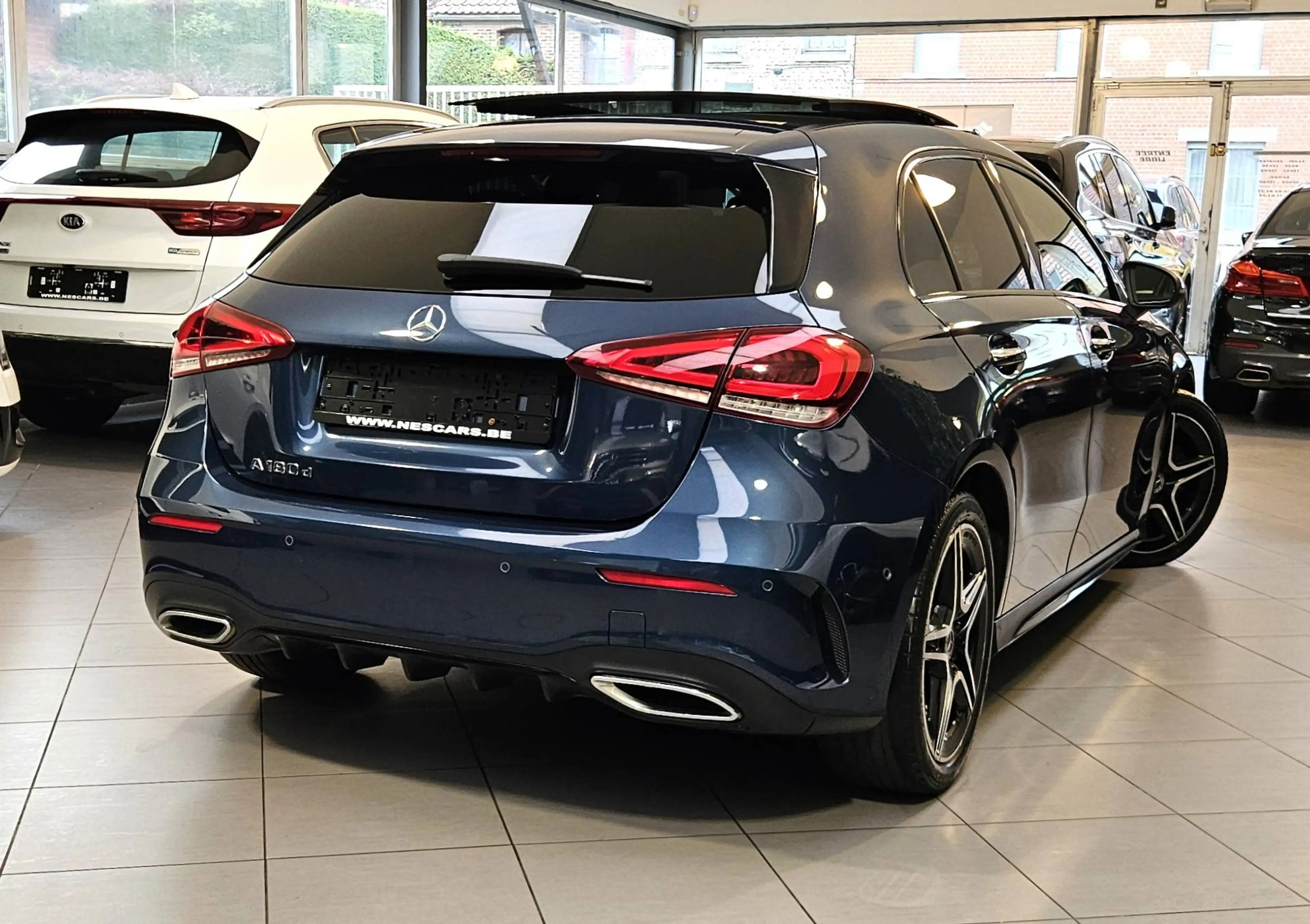 Mercedes-Benz A 180 A 180 D PACK AMG ,BOITE AUTO,TOIT PANORAMIQUE,CUIR,GPS,CAMERA,GARANTIE 1 AN — photo 10