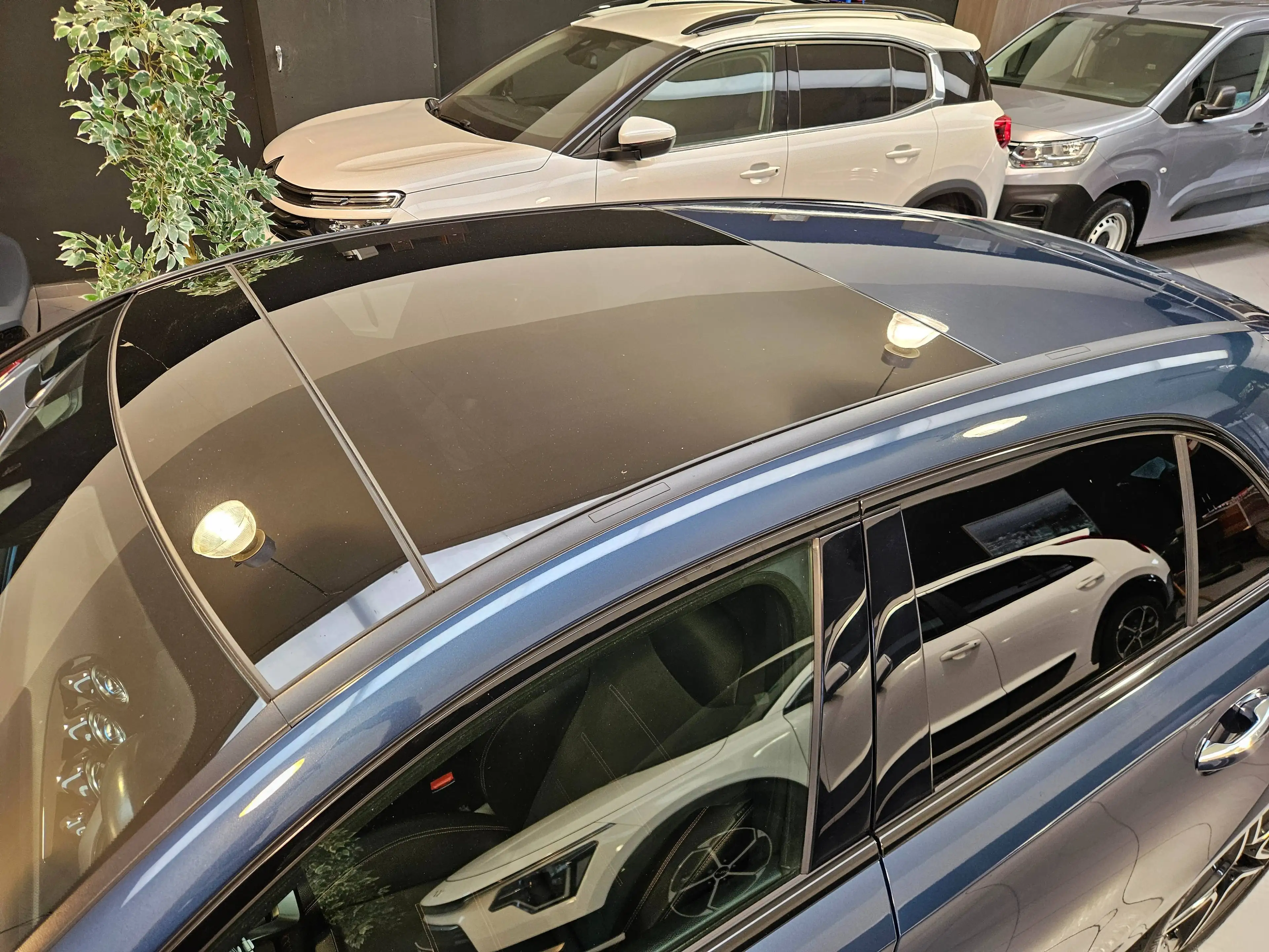 Mercedes-Benz A 180 A 180 D PACK AMG ,BOITE AUTO,TOIT PANORAMIQUE,CUIR,GPS,CAMERA,GARANTIE 1 AN — photo 12