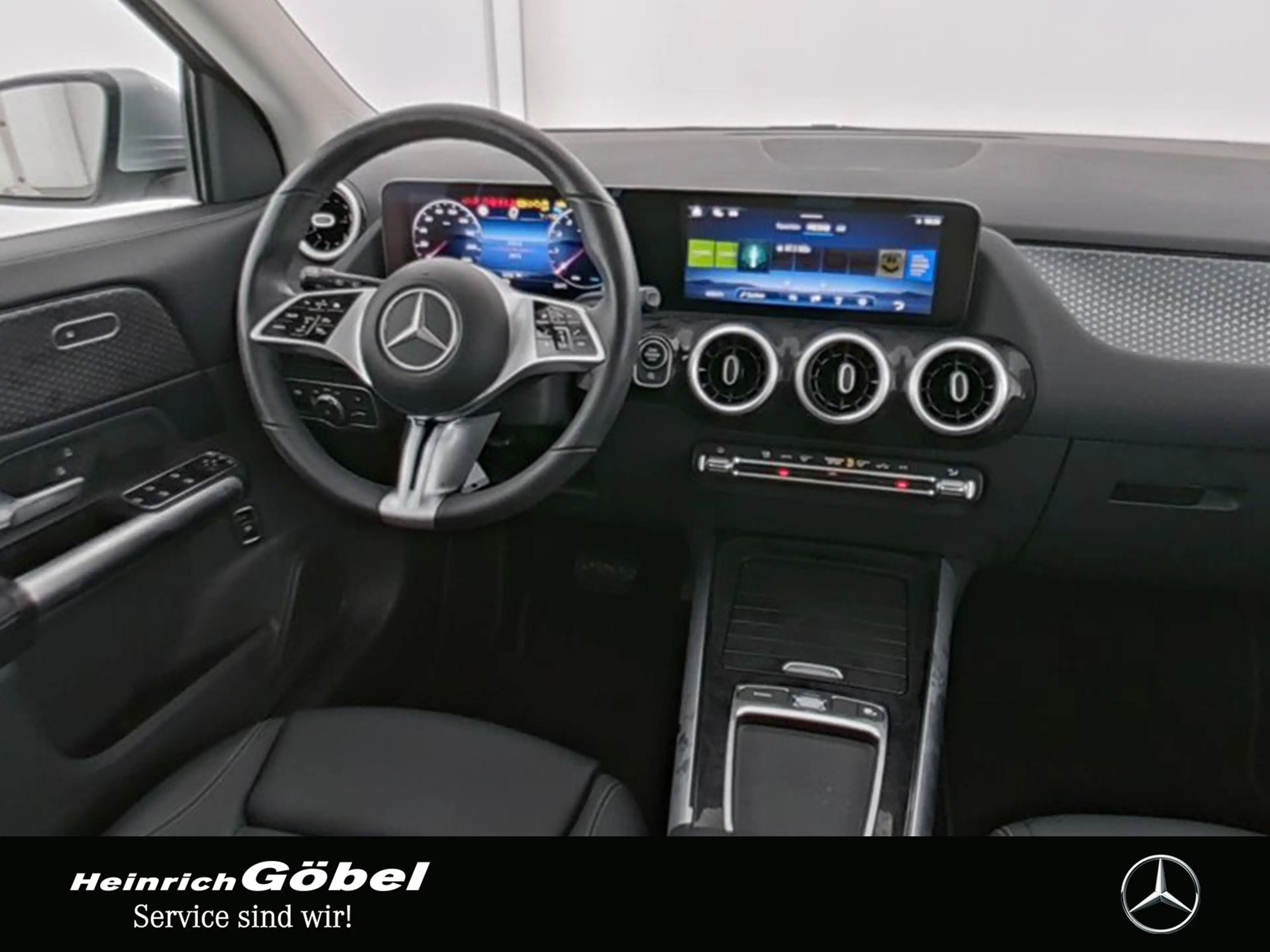 Mercedes-Benz GLA 180 PROGRESSIVE ANHÄNGERVORRICHTUNG+CARPLAY — photo 5