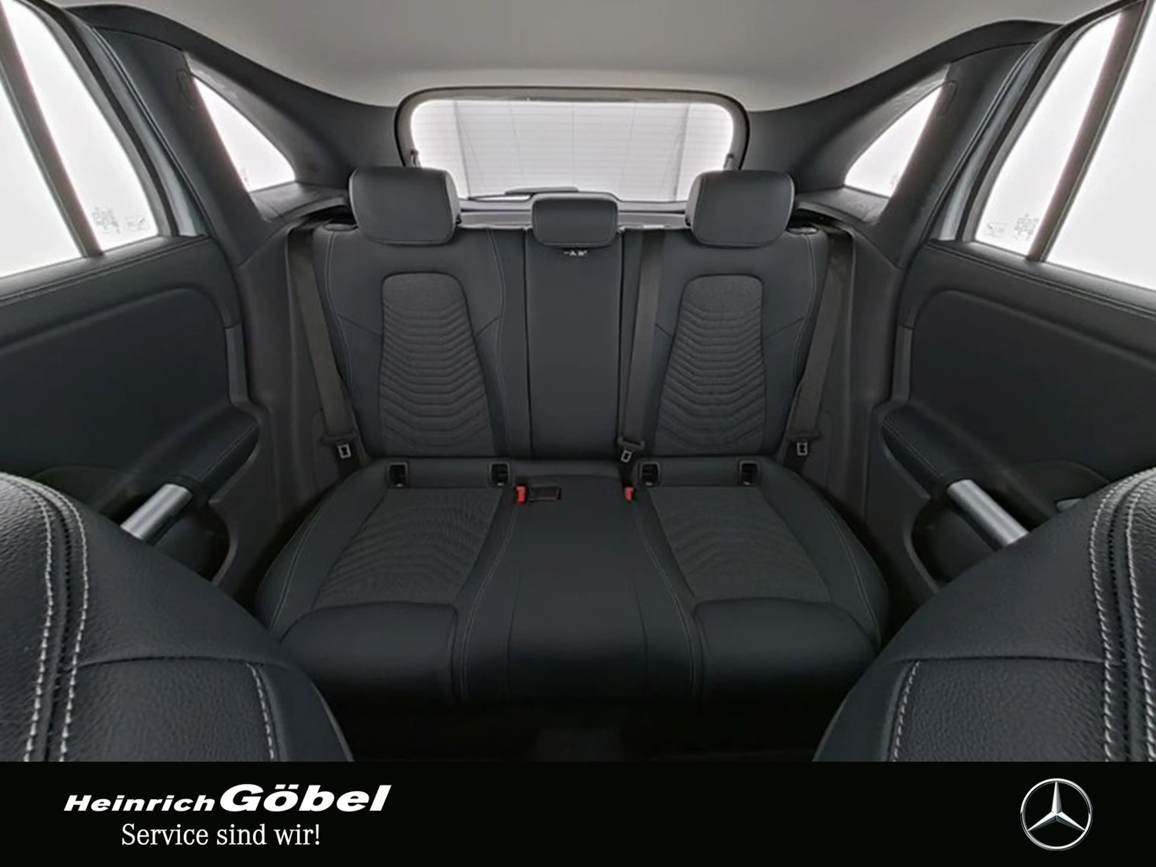 Mercedes-Benz GLA 180 PROGRESSIVE ANHÄNGERVORRICHTUNG+CARPLAY — photo 7