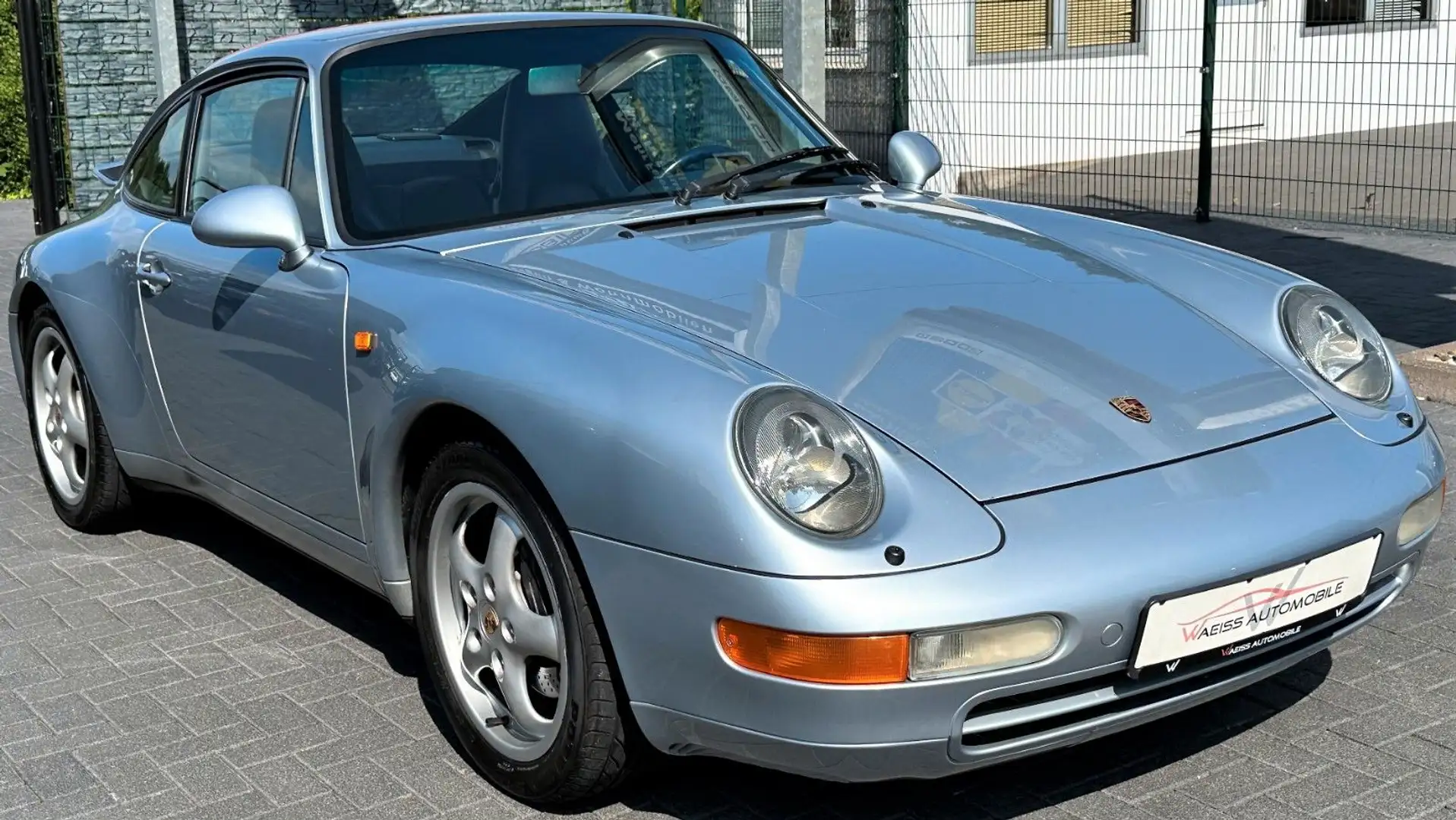 Porsche 993 Carrera Coupé tiptronic PZ -Historie|Leder Argent - 1