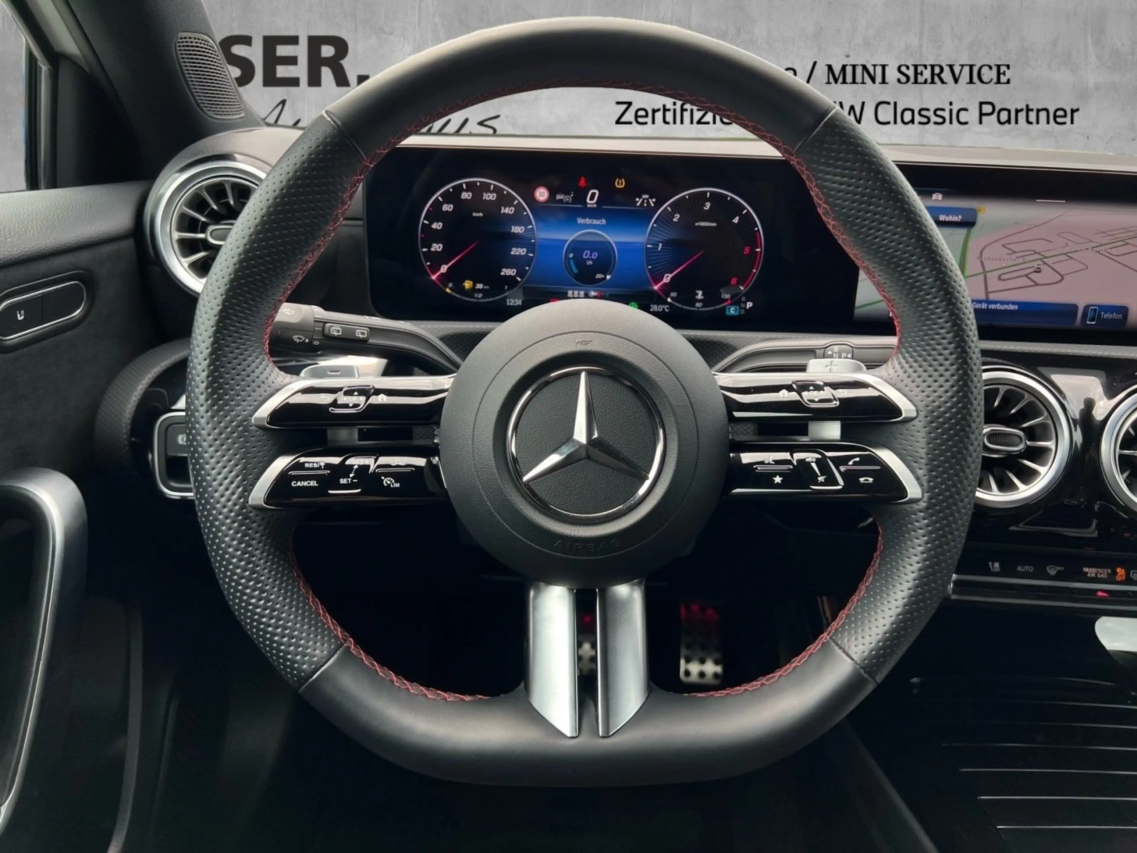 Mercedes-Benz A 220 AMG Line Advanced Plus Sportpaket — photo 11