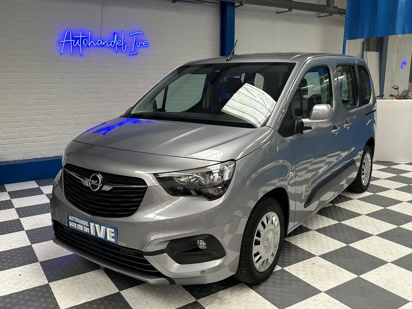 Opel Combo Life Combo Life 1.2 Turbo Start/Stop  **Trekhaak** - 1