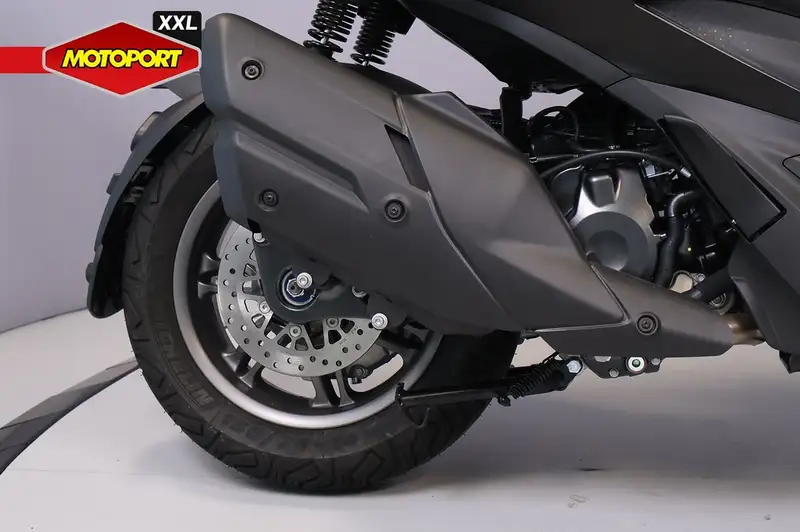 Piaggio Beverly 400 - foto 8