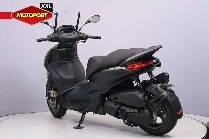 Piaggio Beverly 400 - foto 6