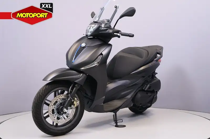 Piaggio Beverly 400 - foto 4