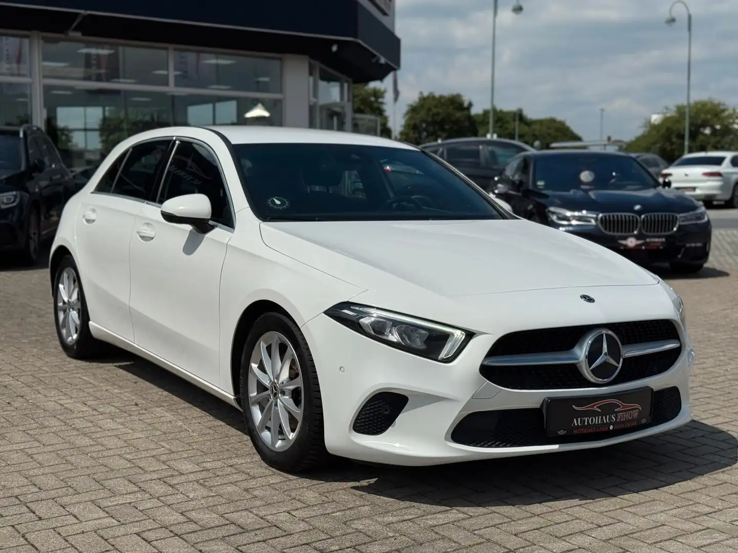 Mercedes-Benz A 200 DCT"Progressive"SPUR ASS."NAVI"KAMERA"LED" Blanc - 2