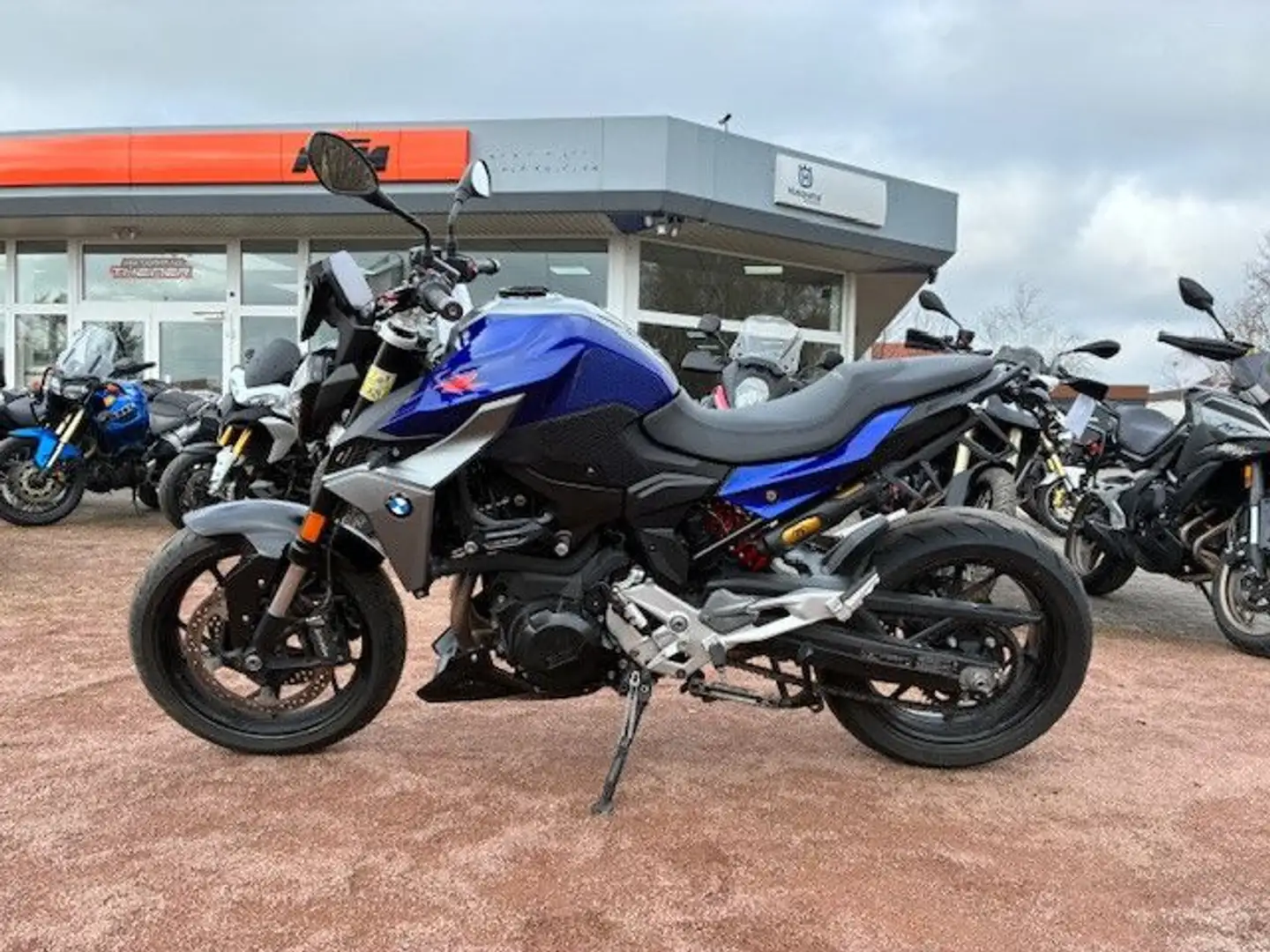 BMW F 900 R 4 Pakete und  viel Zubehor Azul - 1