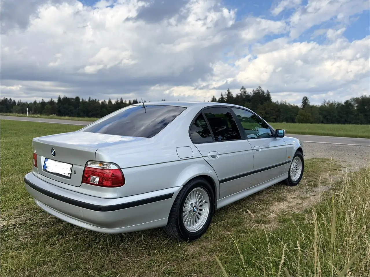 BMW 540 i V8, foto 3