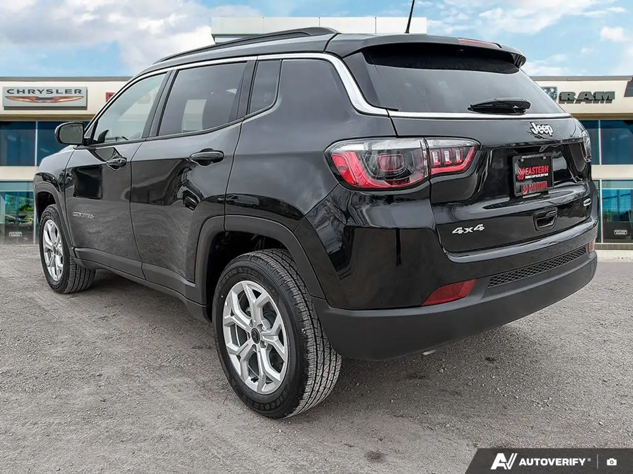 Jeep Compass снимка Jeep Compass