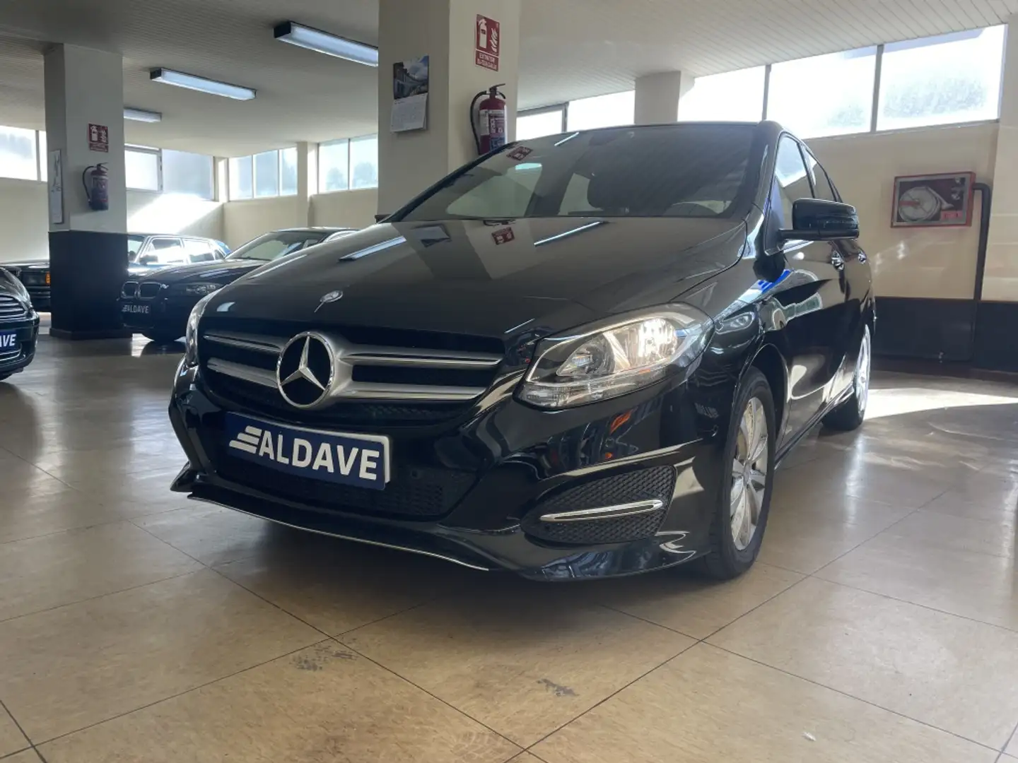Mercedes-Benz B 180 180d 7G-DCT Negro - 1