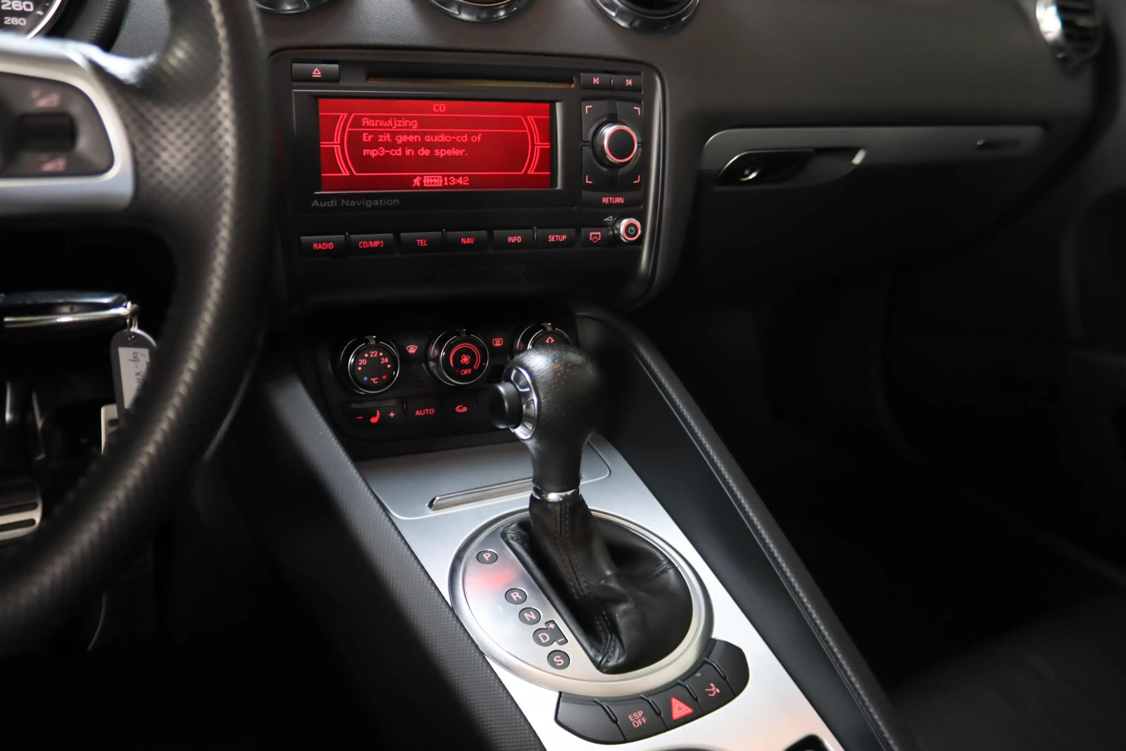 Audi TT Roadster 3.2 V6 quattro S-Line NL Auto, Dealer ond — photo 11