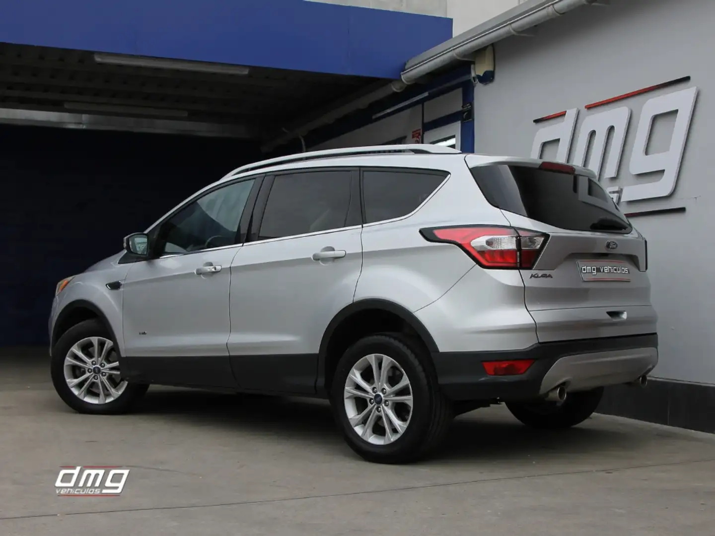 Ford Kuga 2.0TDCi Auto S&S Titanium 4x4 PS 150 Argent - 2