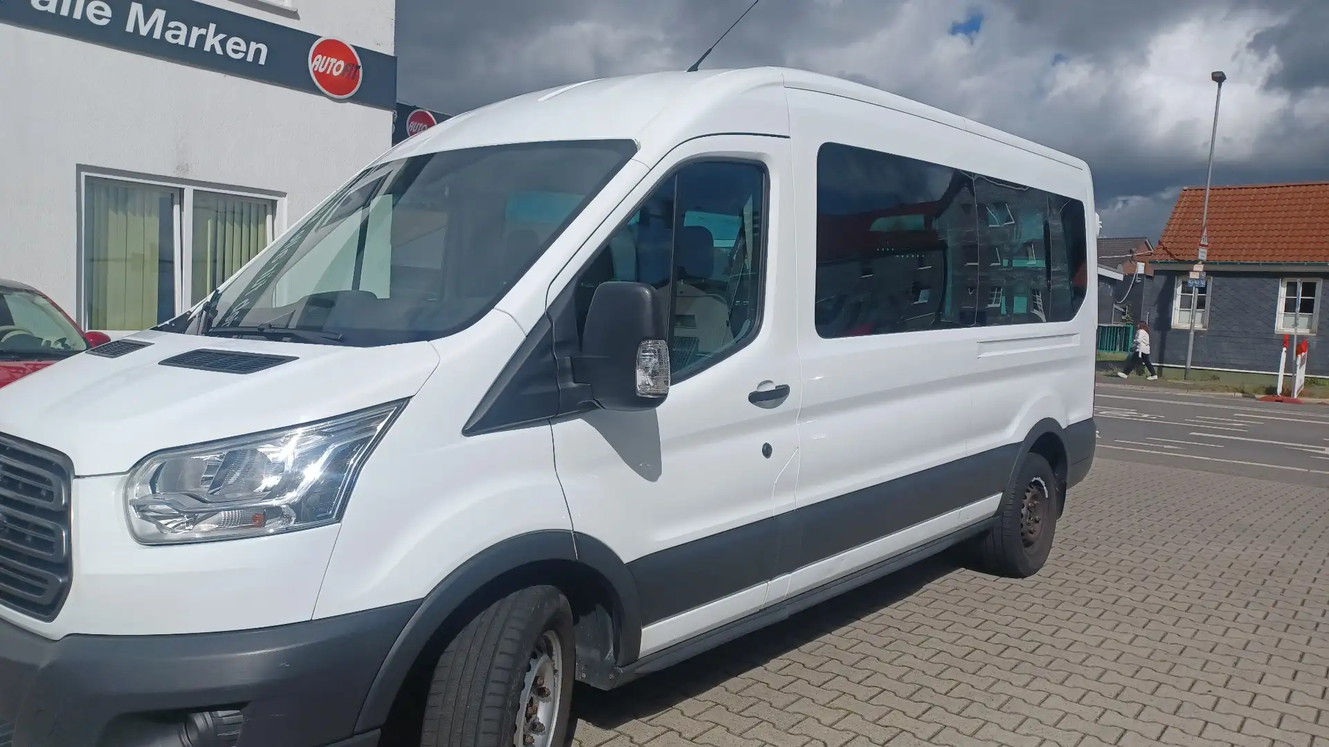 Ford Transit Bus Ford Transit Kombi 300L TDCI Behindertengerechte - 1