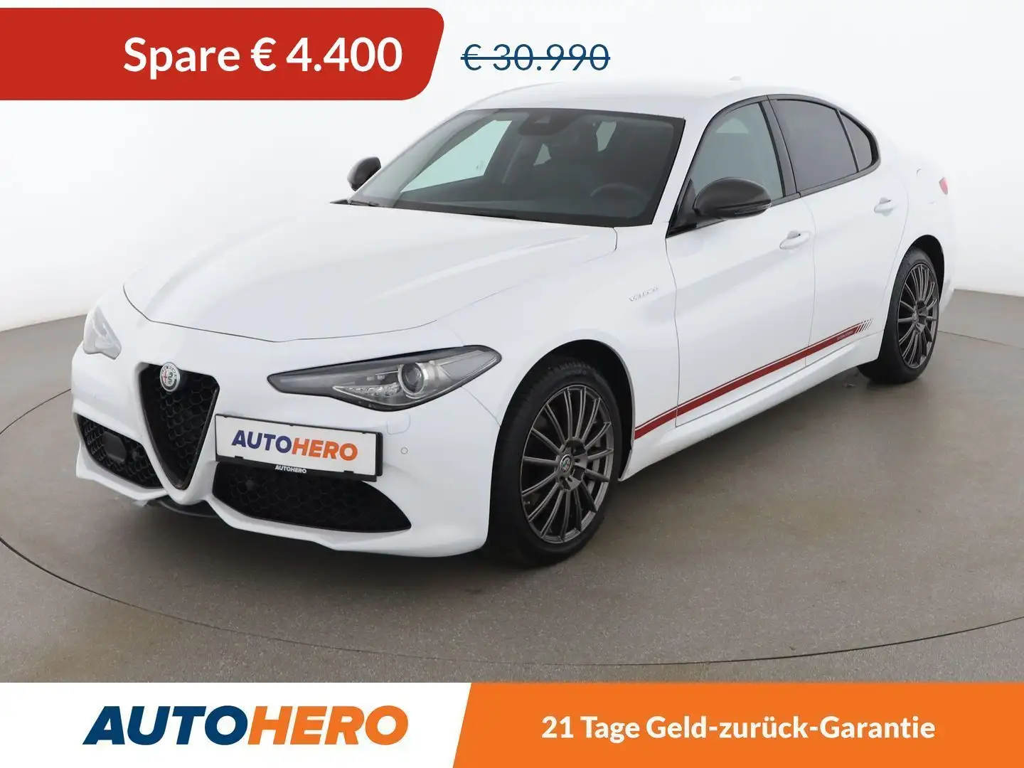 Alfa Romeo Giulia 2.0 Turbo Veloce Aut. *NAVI*CAM*ACC*SPUR* Bianco - 1