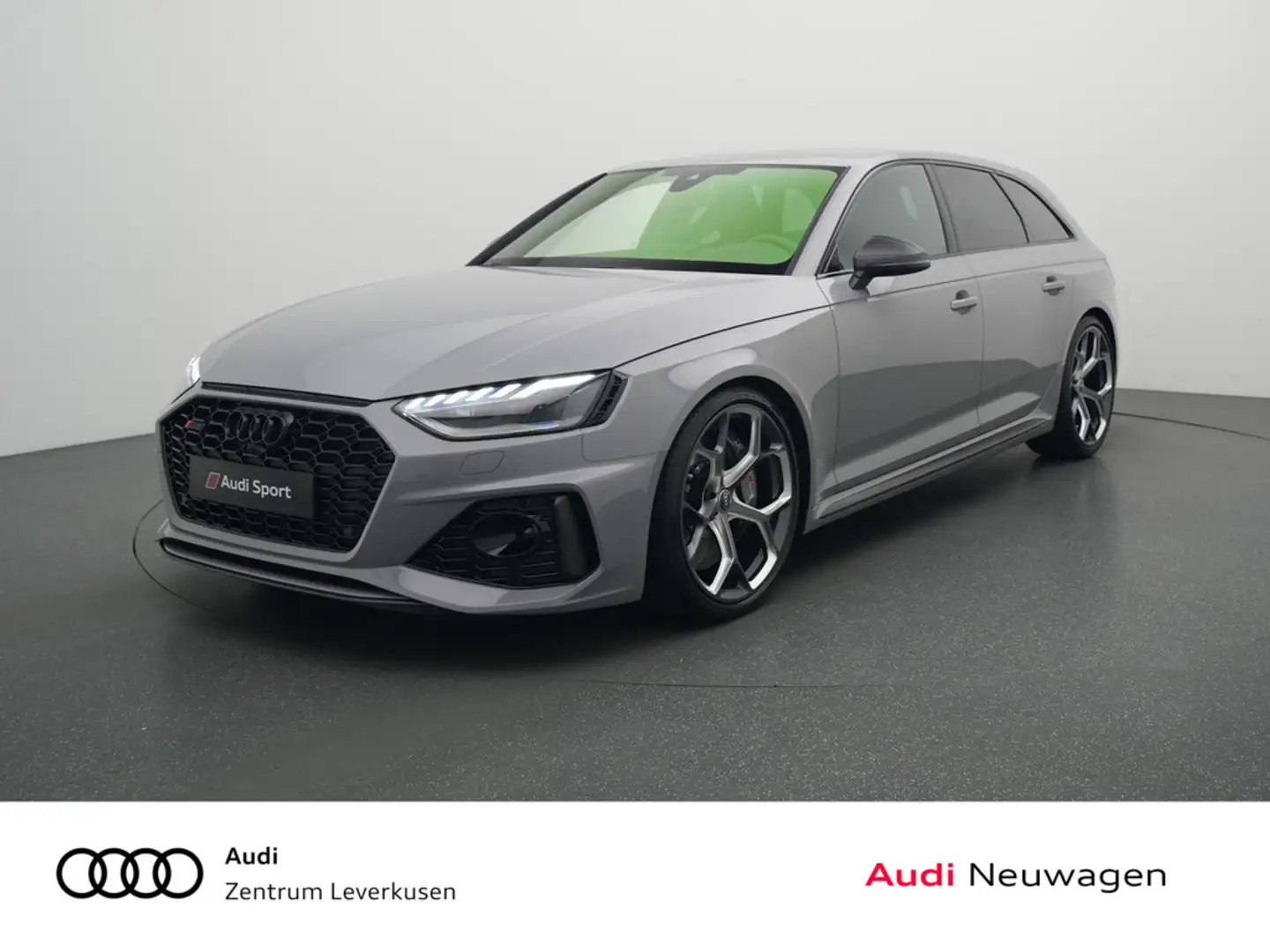 Audi RS4 Noir - 1