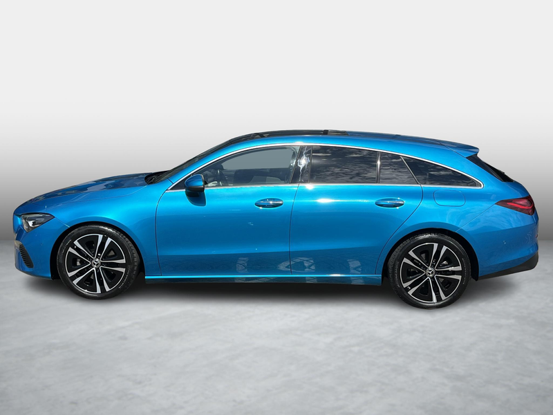 Mercedes-Benz CLA 180 Shooting Brake Star Edition Luxury Line — photo 5