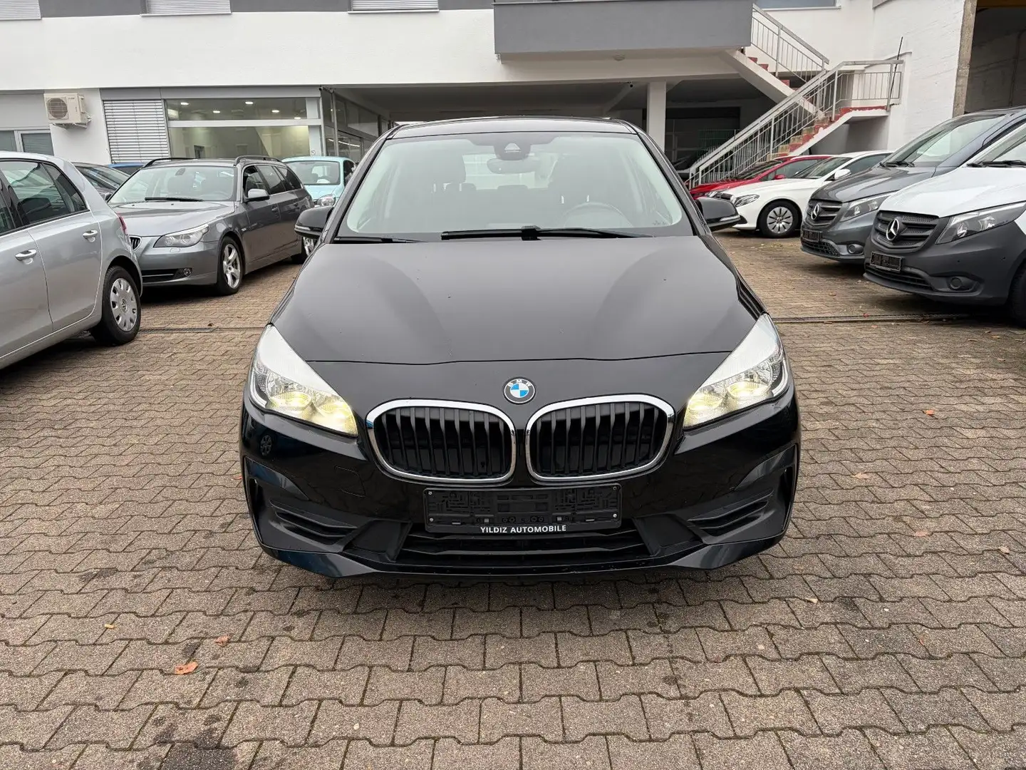 BMW 216 216 d  Active Tourer Advantage*ERSTE HAND*EURO6* Schwarz - 2