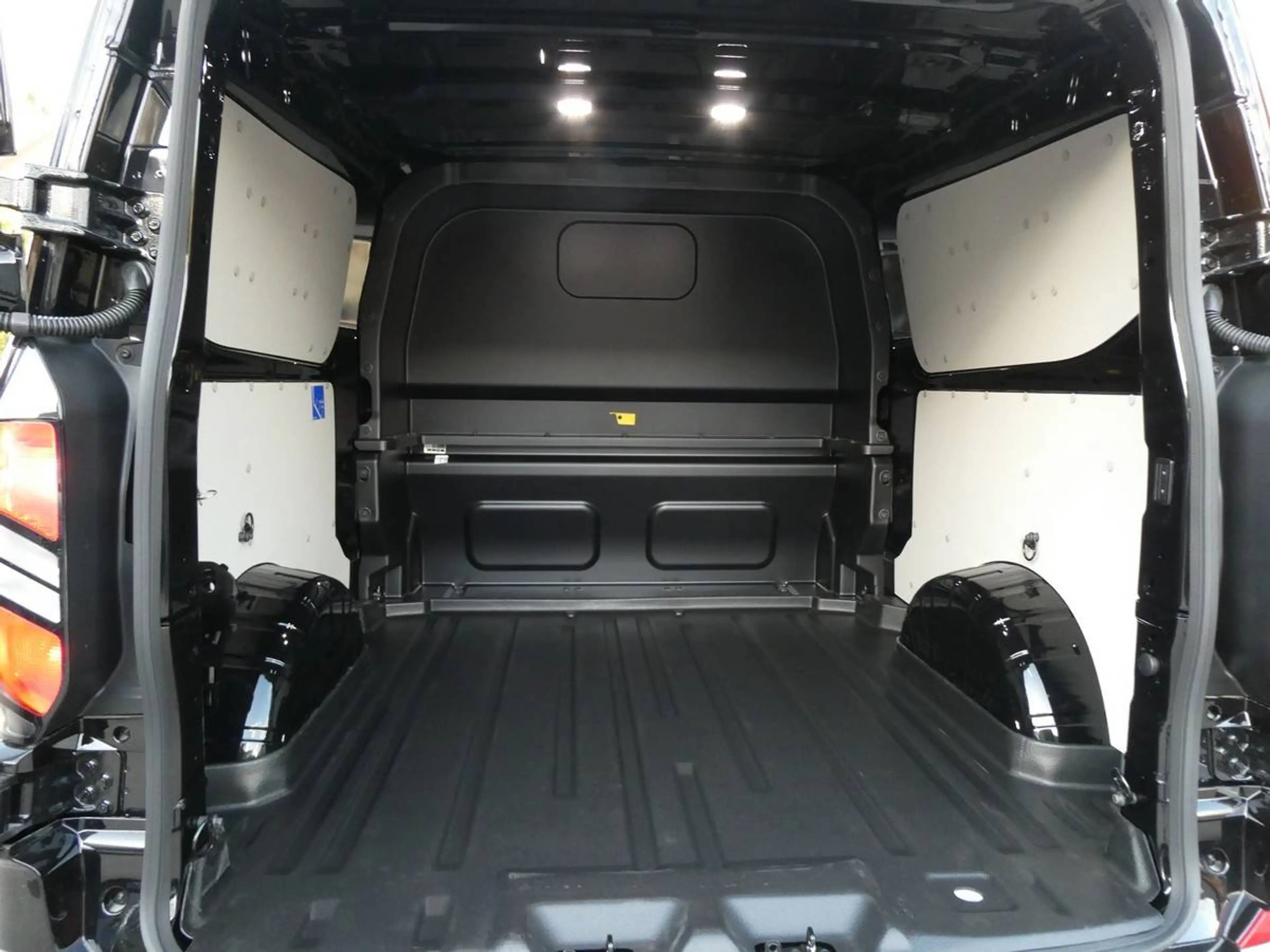 Ford Transit Custom L2 Multi-Use 5pl 2.0 TDCi 170pk Automaat Limited BLIS ACC 360° Trekhaak — photo 10