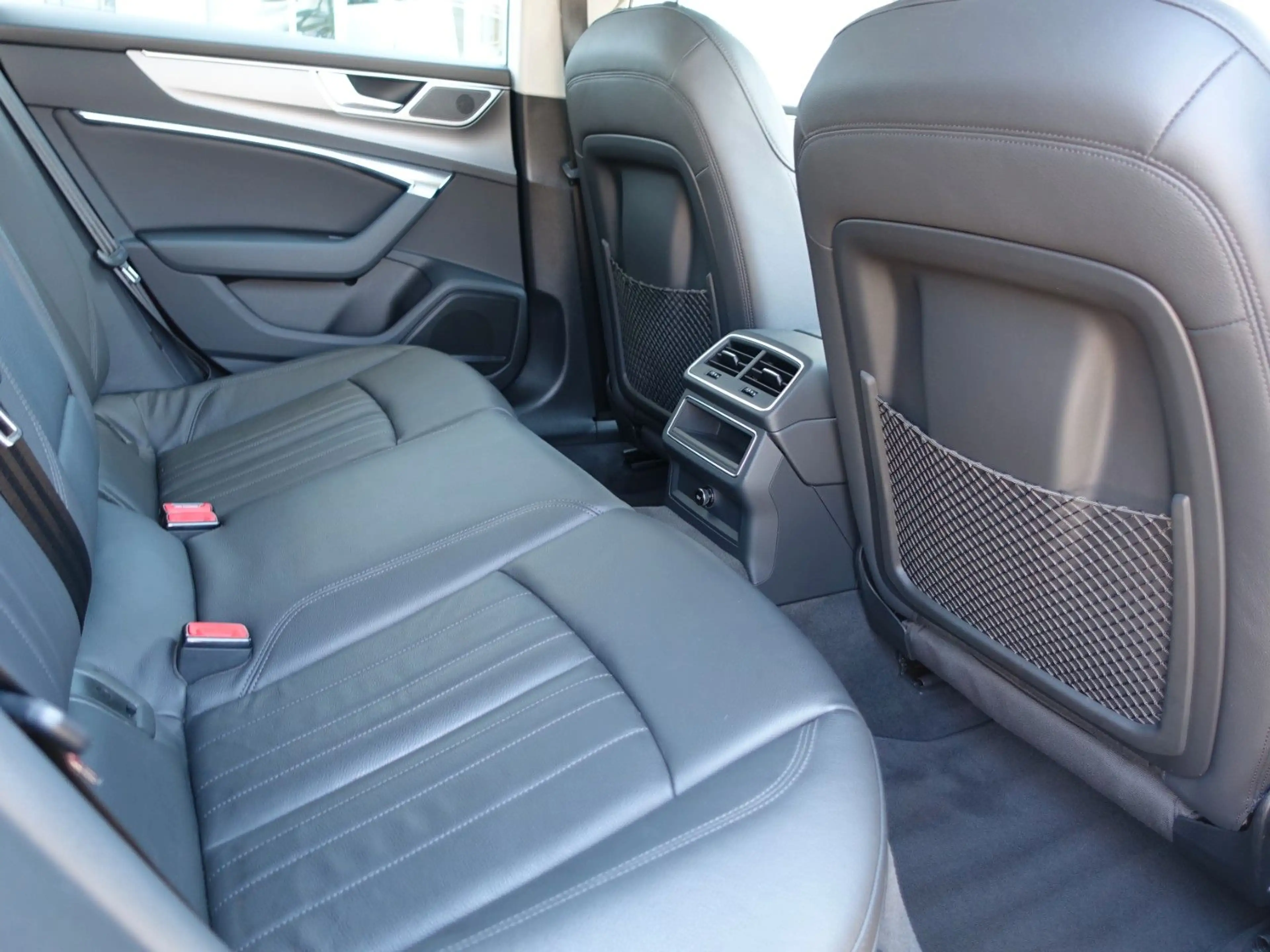 Audi A7 Sportback 55 TFSI quattro S-LINE/ACC/1.HAND — photo 11