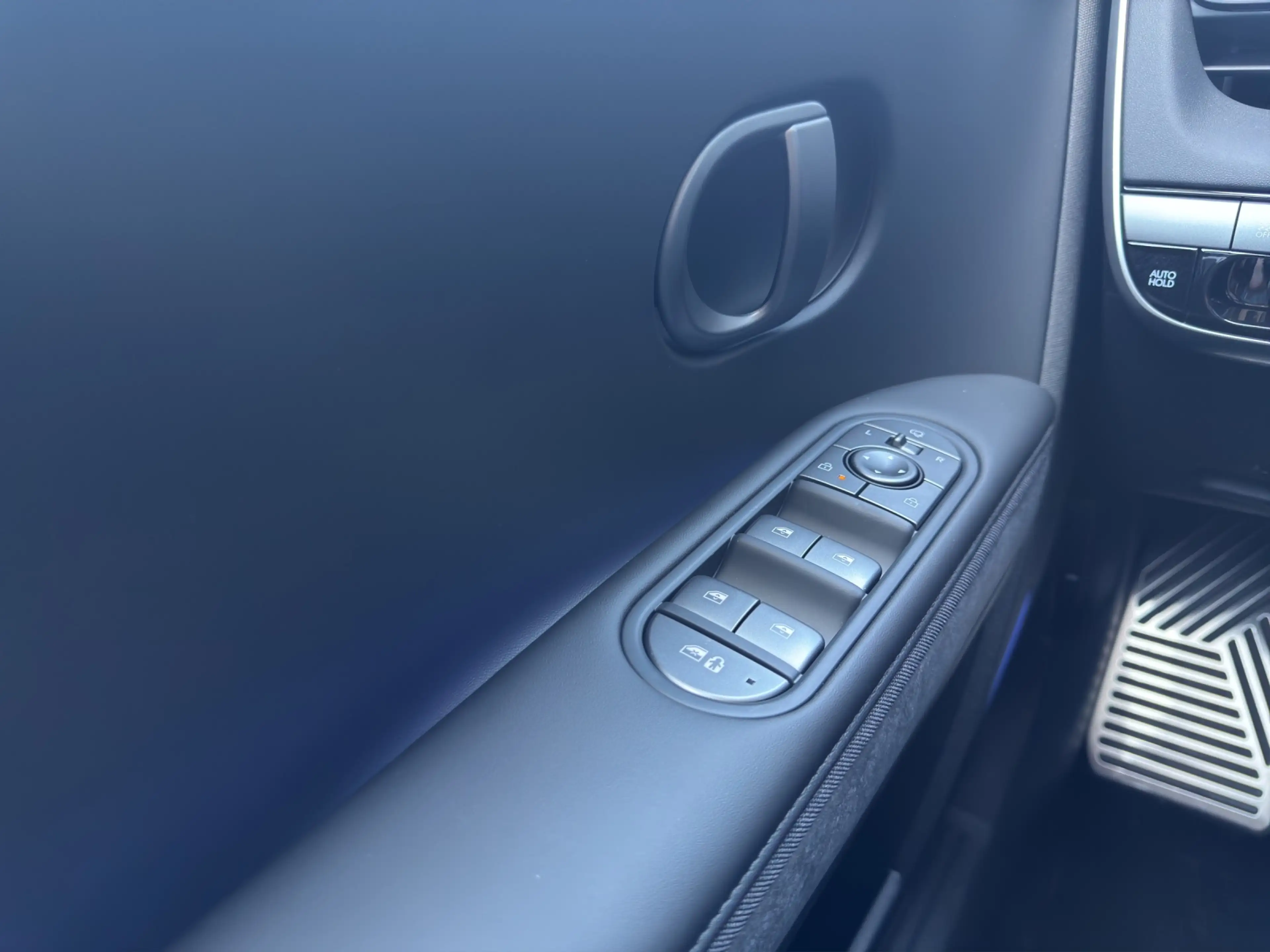Hyundai IONIQ 5 Elektro 84,0 kWh Uniq PANO/MATRIX/BOSE — photo 13