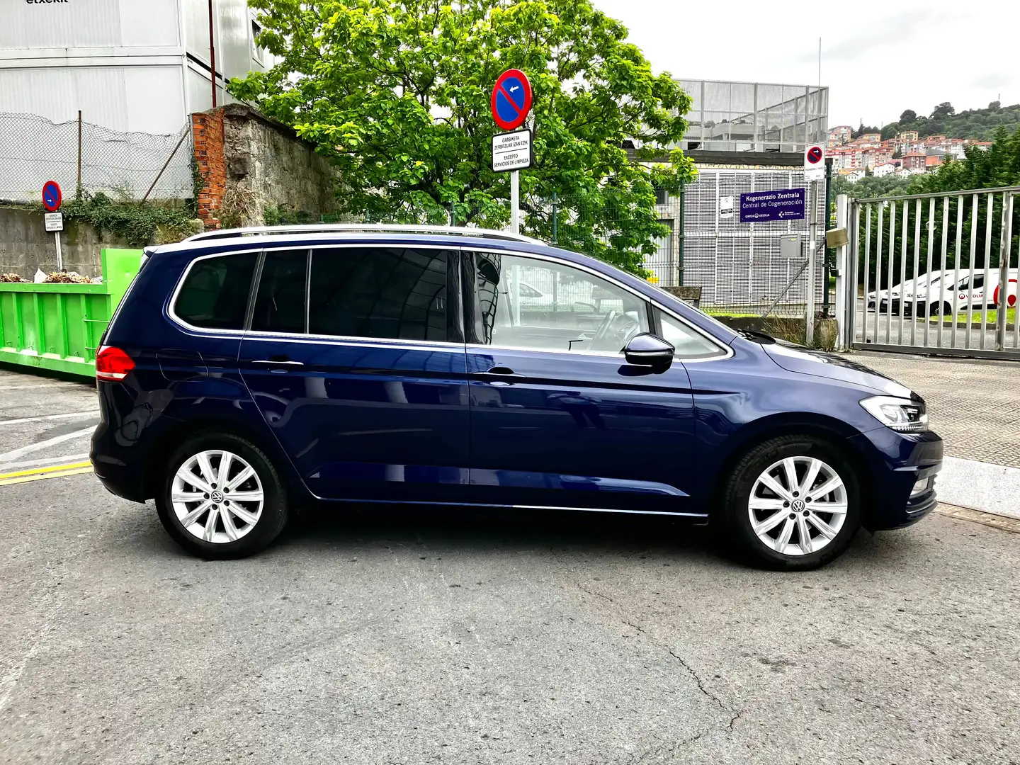 Volkswagen Touran Touran 1.6TDI CR BMT Sport 85kW Sport Azul - 2