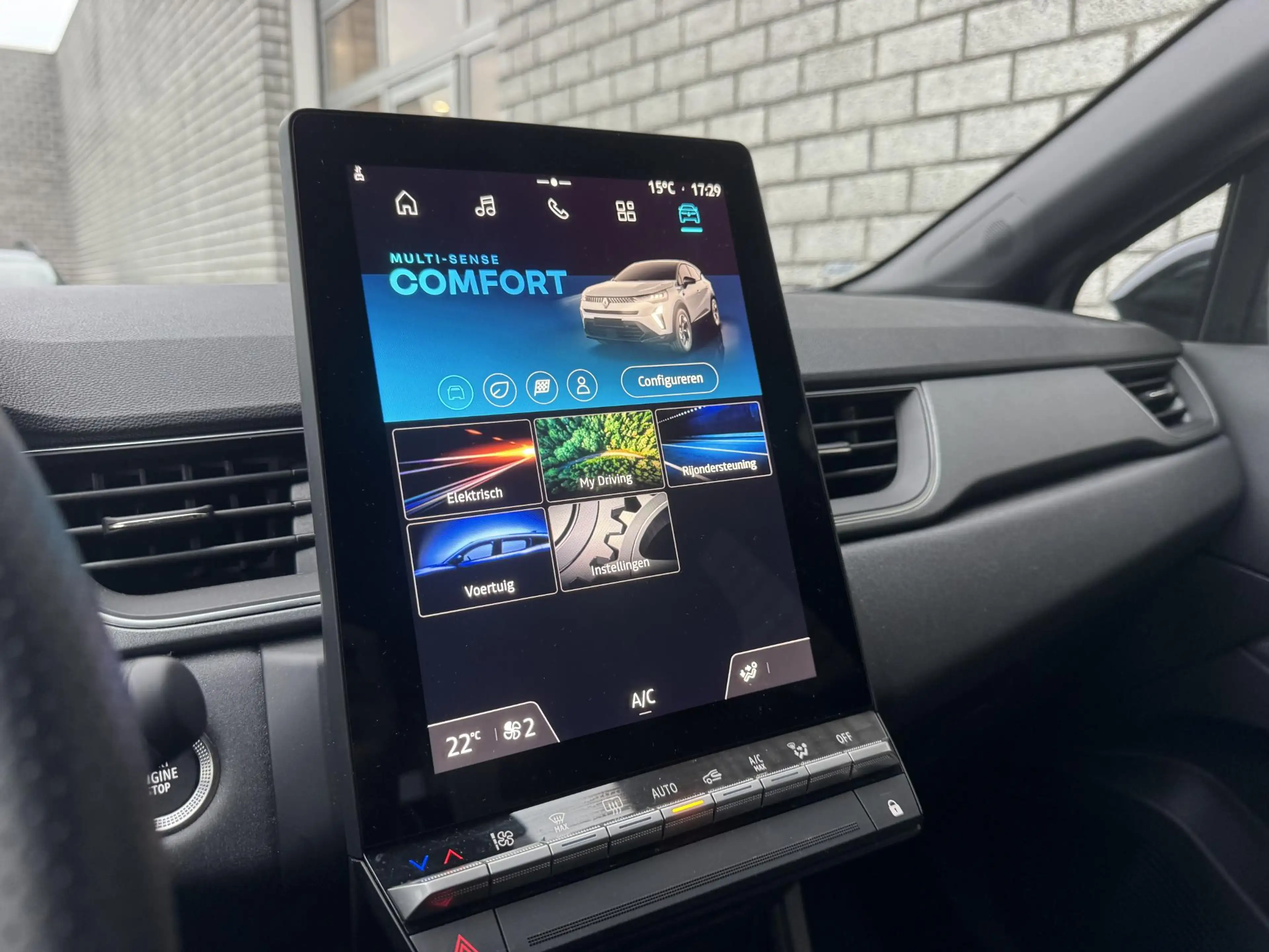 Renault Captur 1.8 E-Tech Full Hybrid 160 Techno | Camera | Navig — photo 30