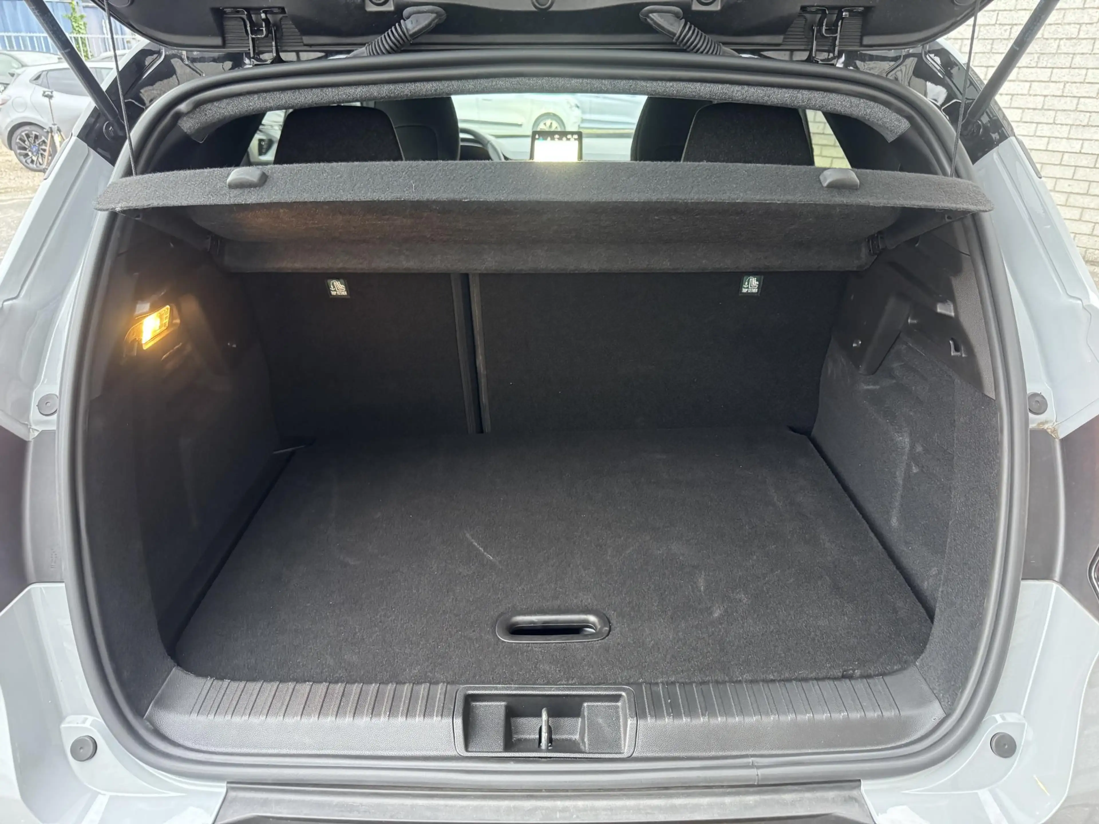 Renault Captur 1.8 E-Tech Full Hybrid 160 Techno | Camera | Navig — photo 9
