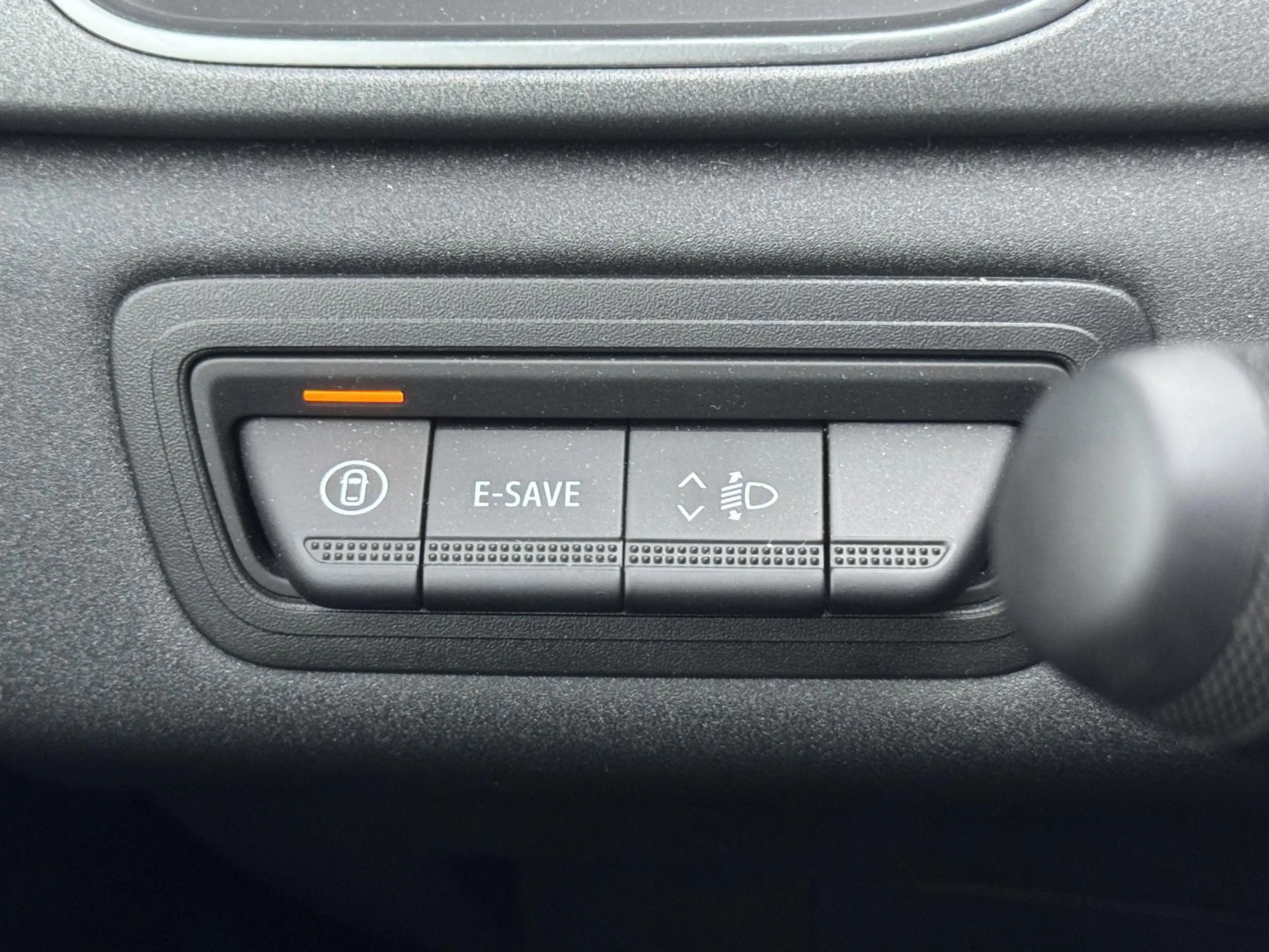 Renault Captur 1.8 E-Tech Full Hybrid 160 Techno | Camera | Navig — photo 33