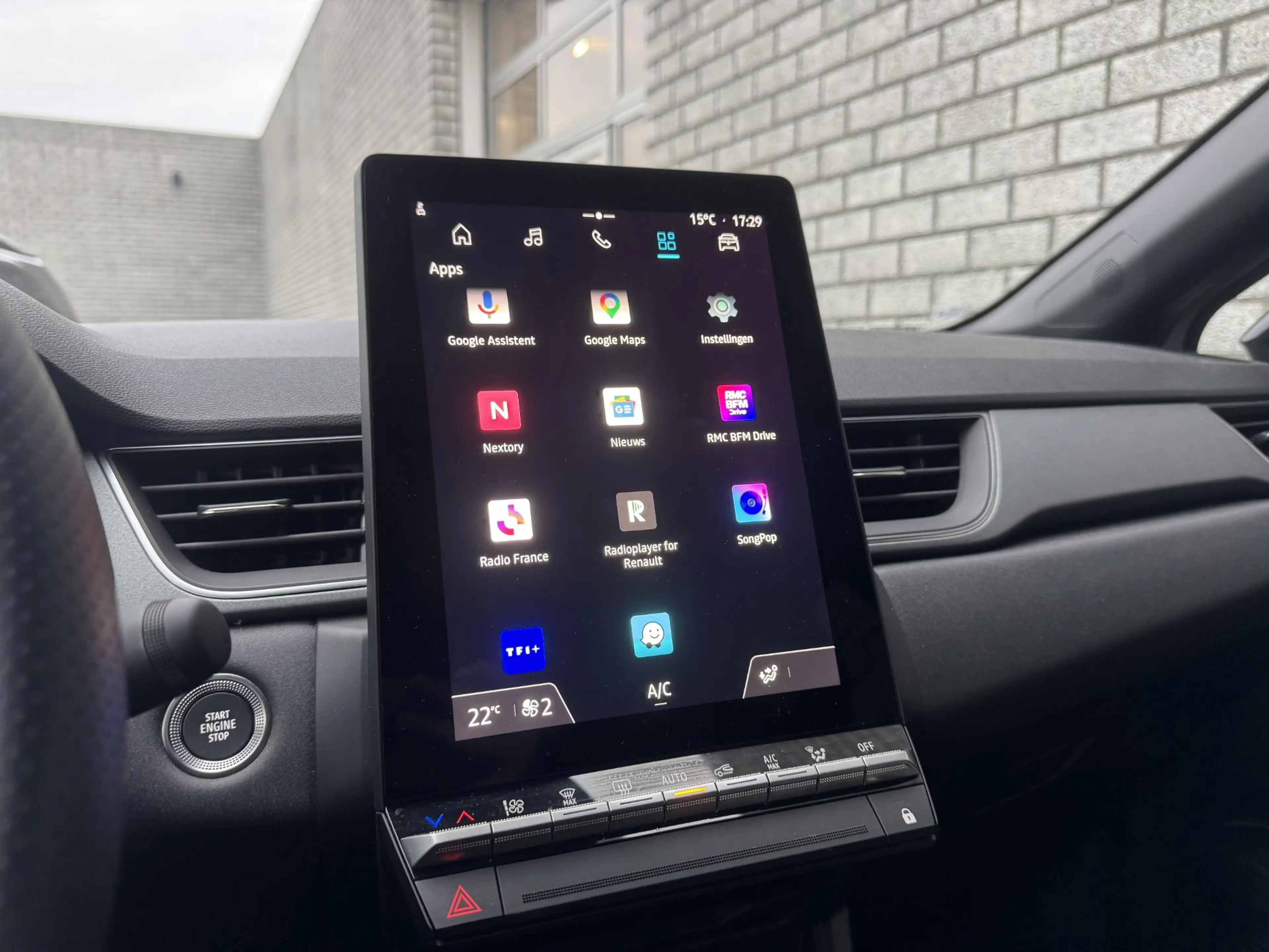 Renault Captur 1.8 E-Tech Full Hybrid 160 Techno | Camera | Navig — photo 31