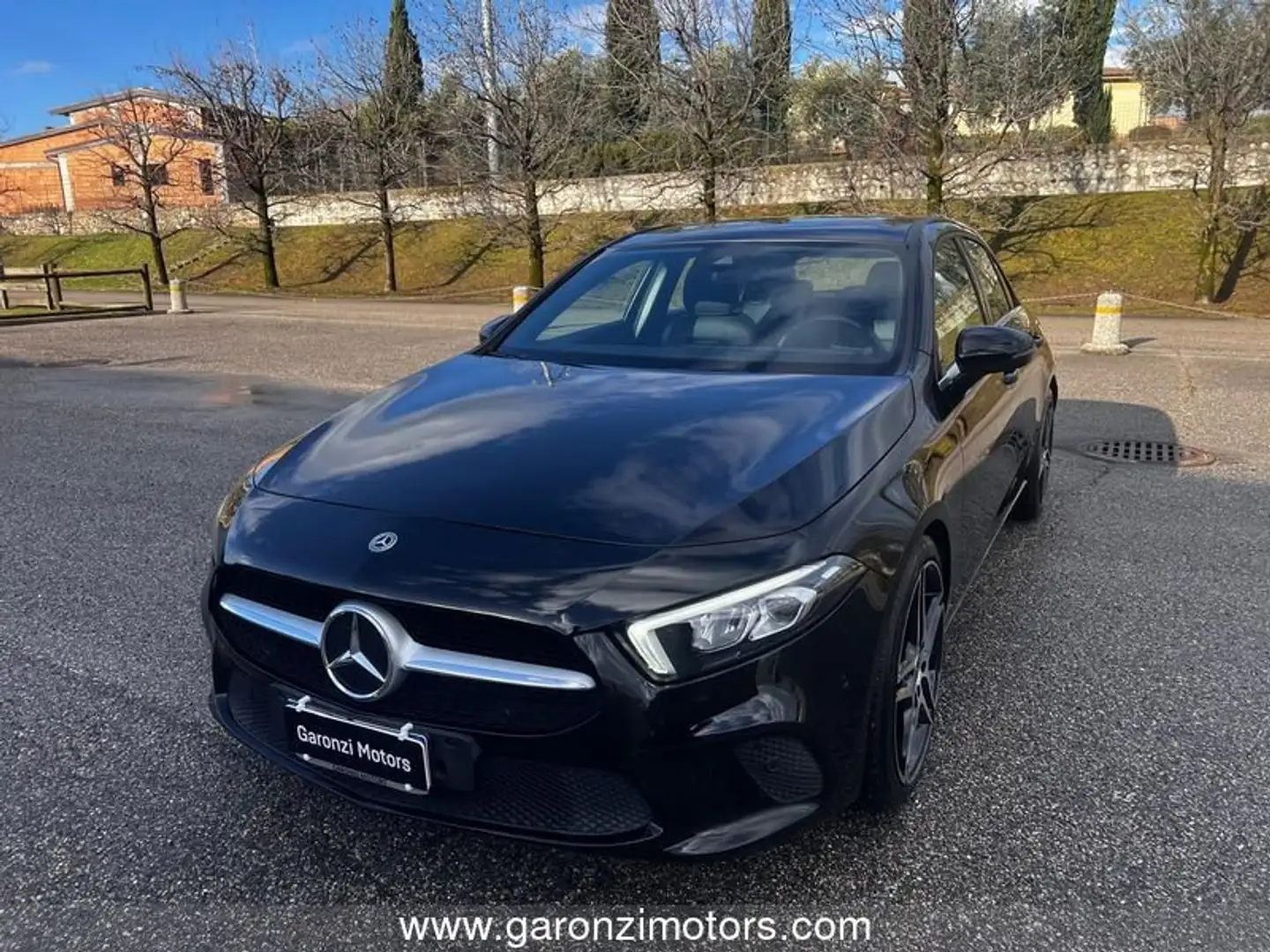 Mercedes-Benz A 180 A 180 d Automatic Sport Zwart - 1