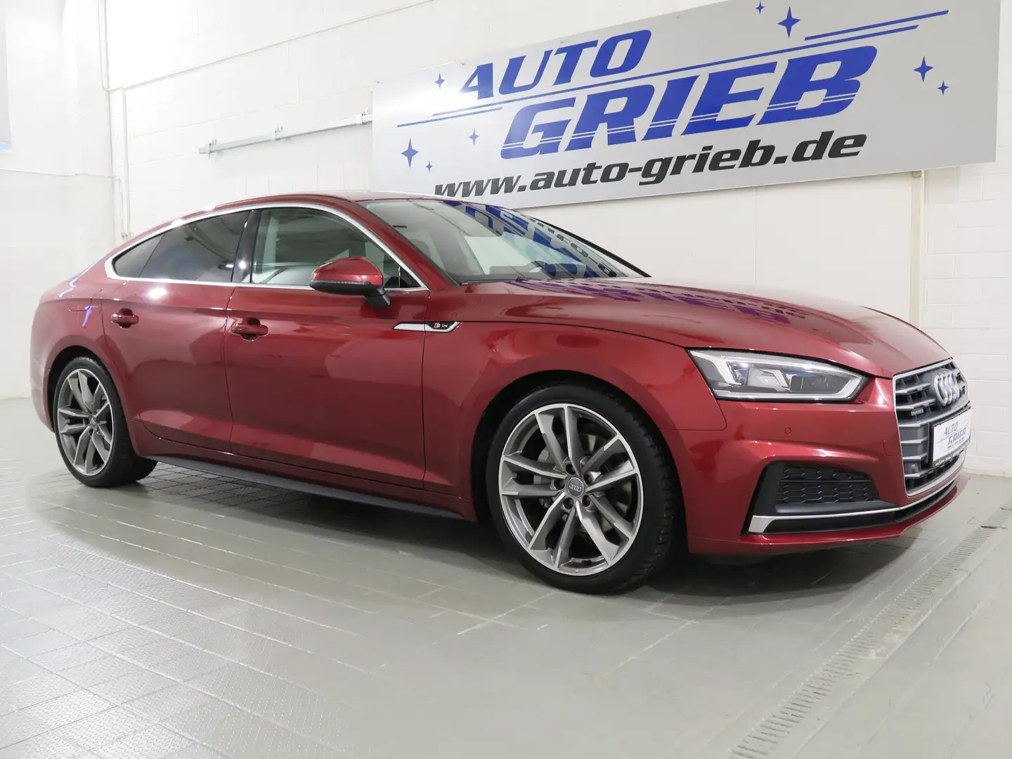 Audi A5 quattro design, S-line, LED, Sportsitze, 19"Alu Rot - 1