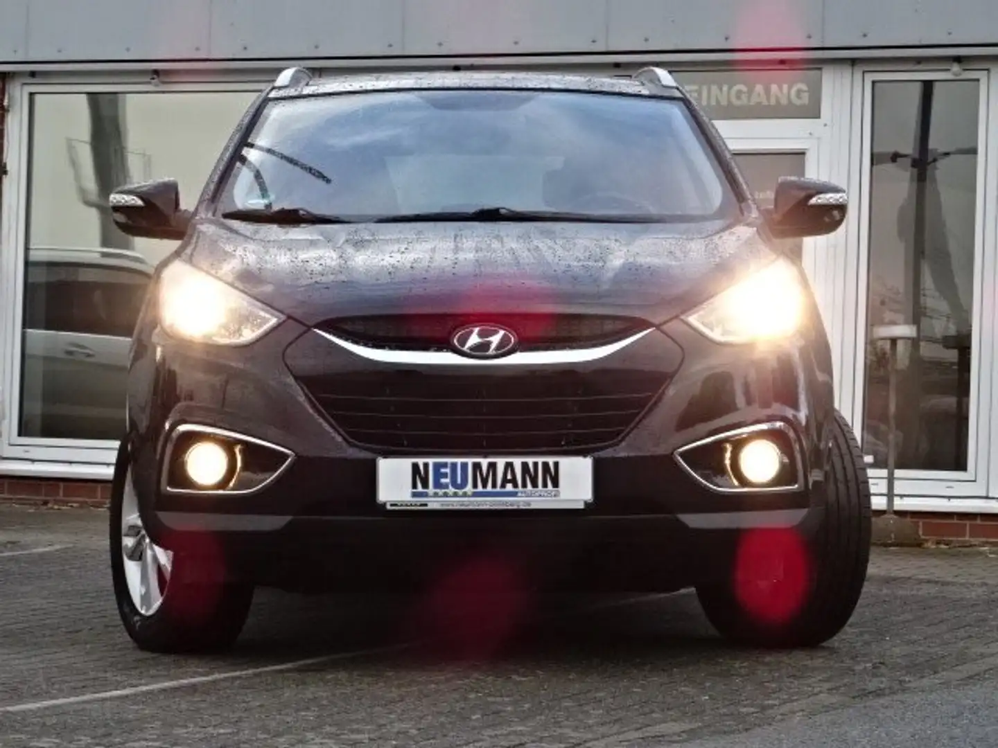 Hyundai iX35 ix35 2.0 CRDi 4WD Premium Schwarz - 2