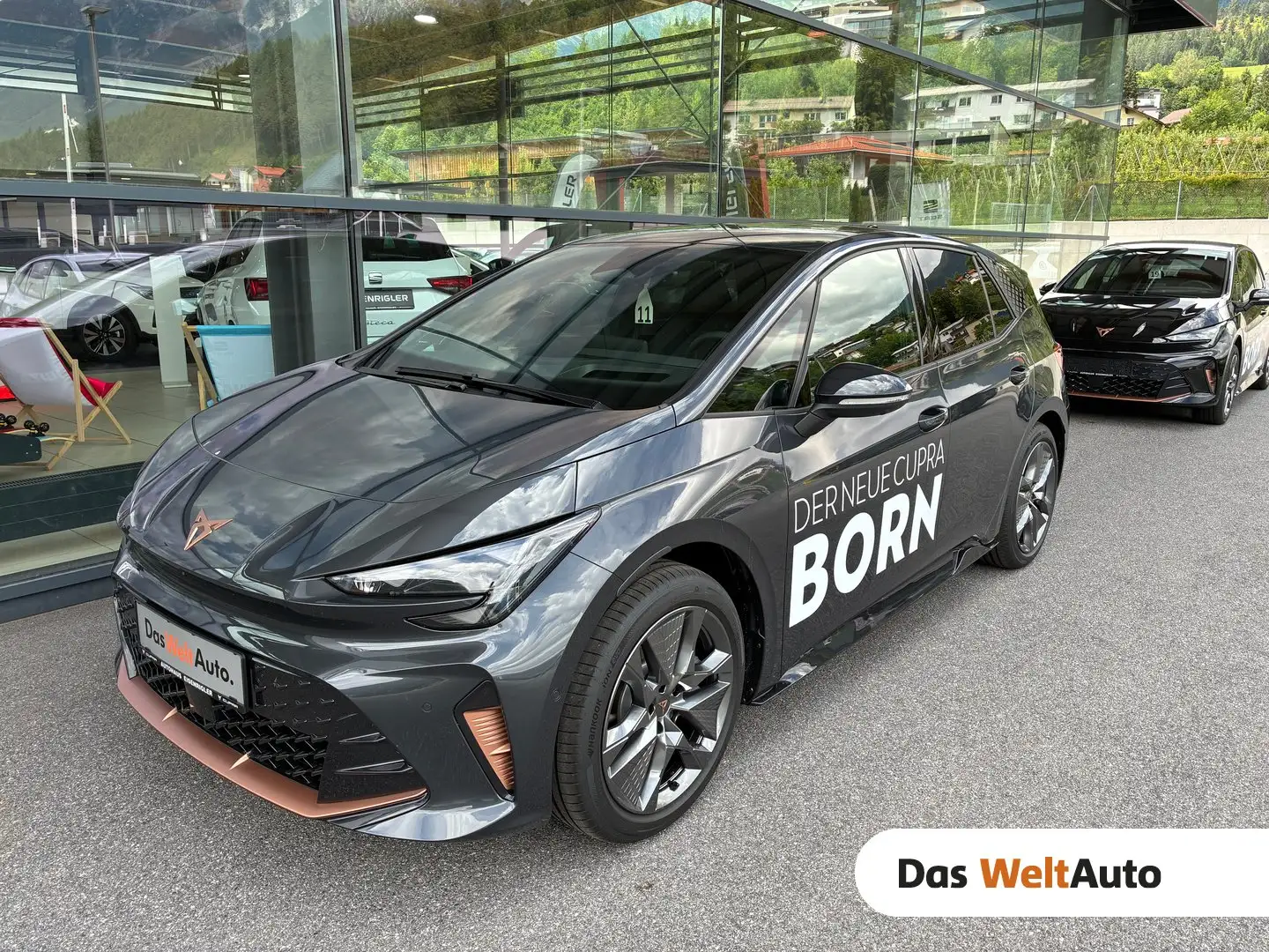 CUPRA Born PLUS 58/61 140kW/190PS Grau - 1