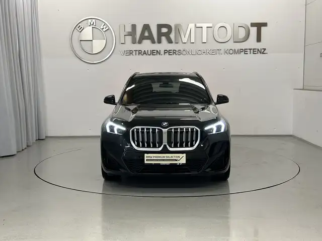 BMW X1 view 6