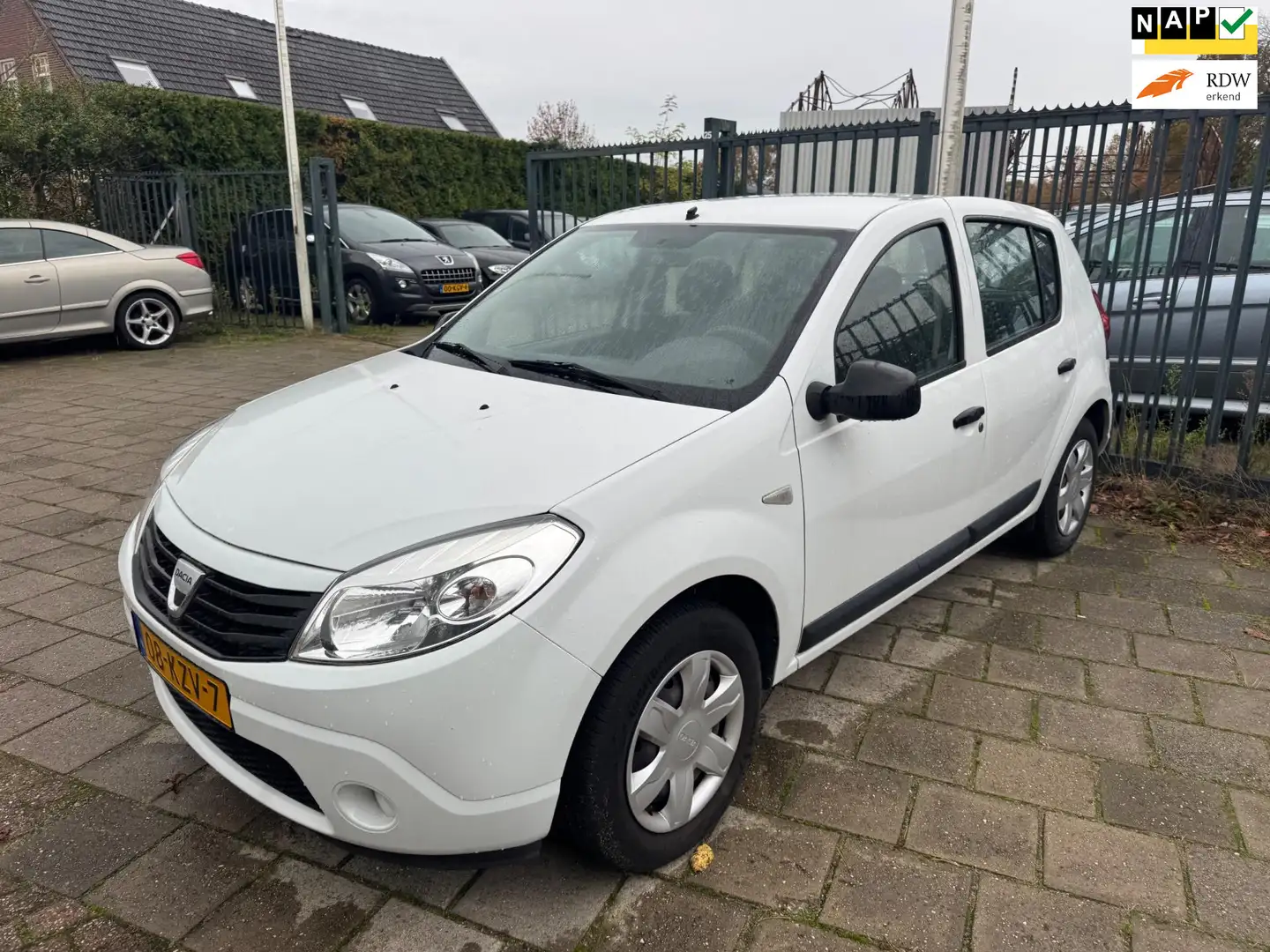 Dacia Sandero 1.2 Ambiance AIRCO NAP Wit - 1