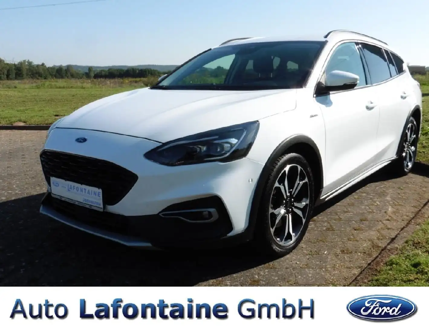 Ford Focus Turnier Active*iACC*Navi*Park-Assist*LED*R Weiß - 1