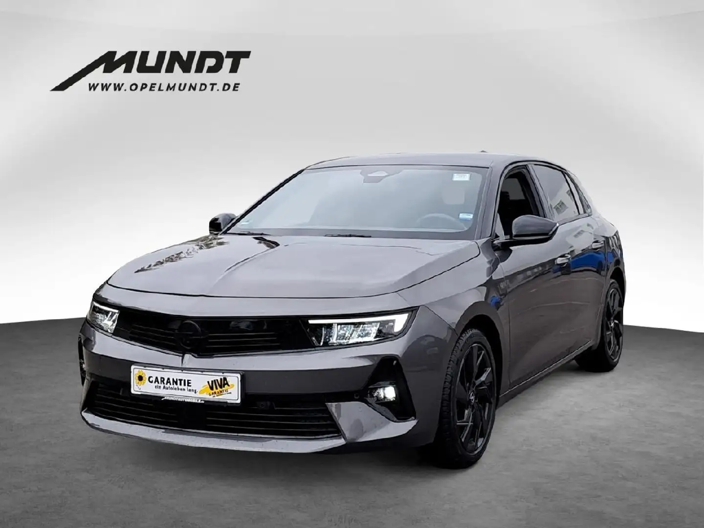 Opel Astra GS Line Grau - 1