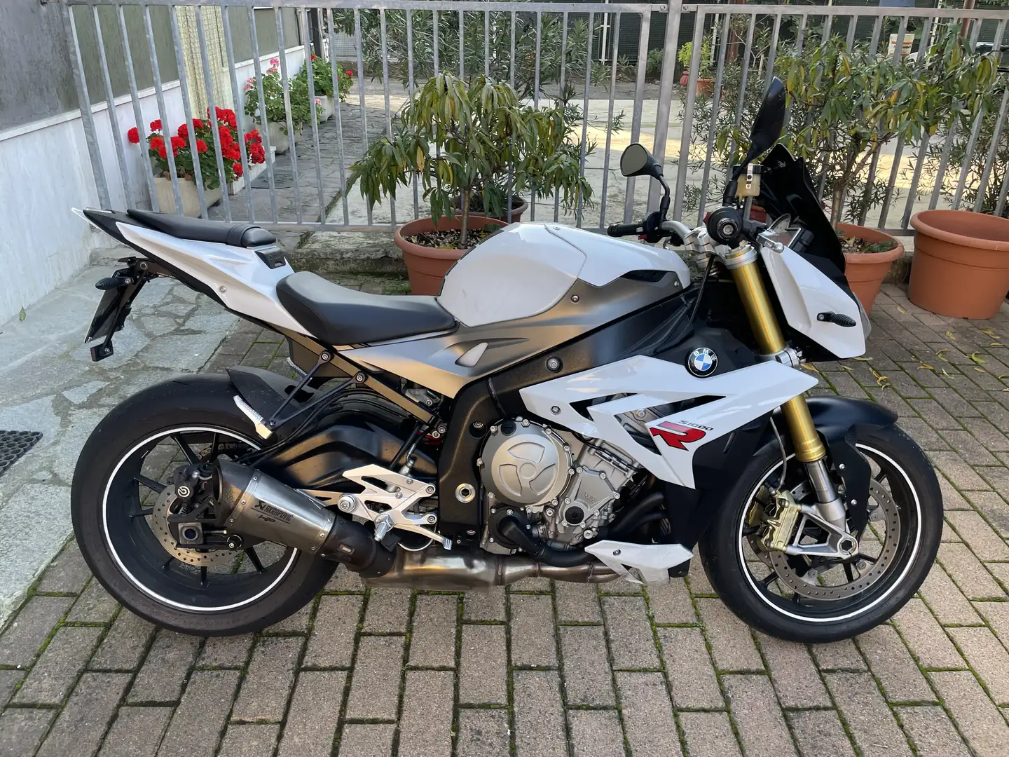 BMW S 1000 R dinamyc pro - 1