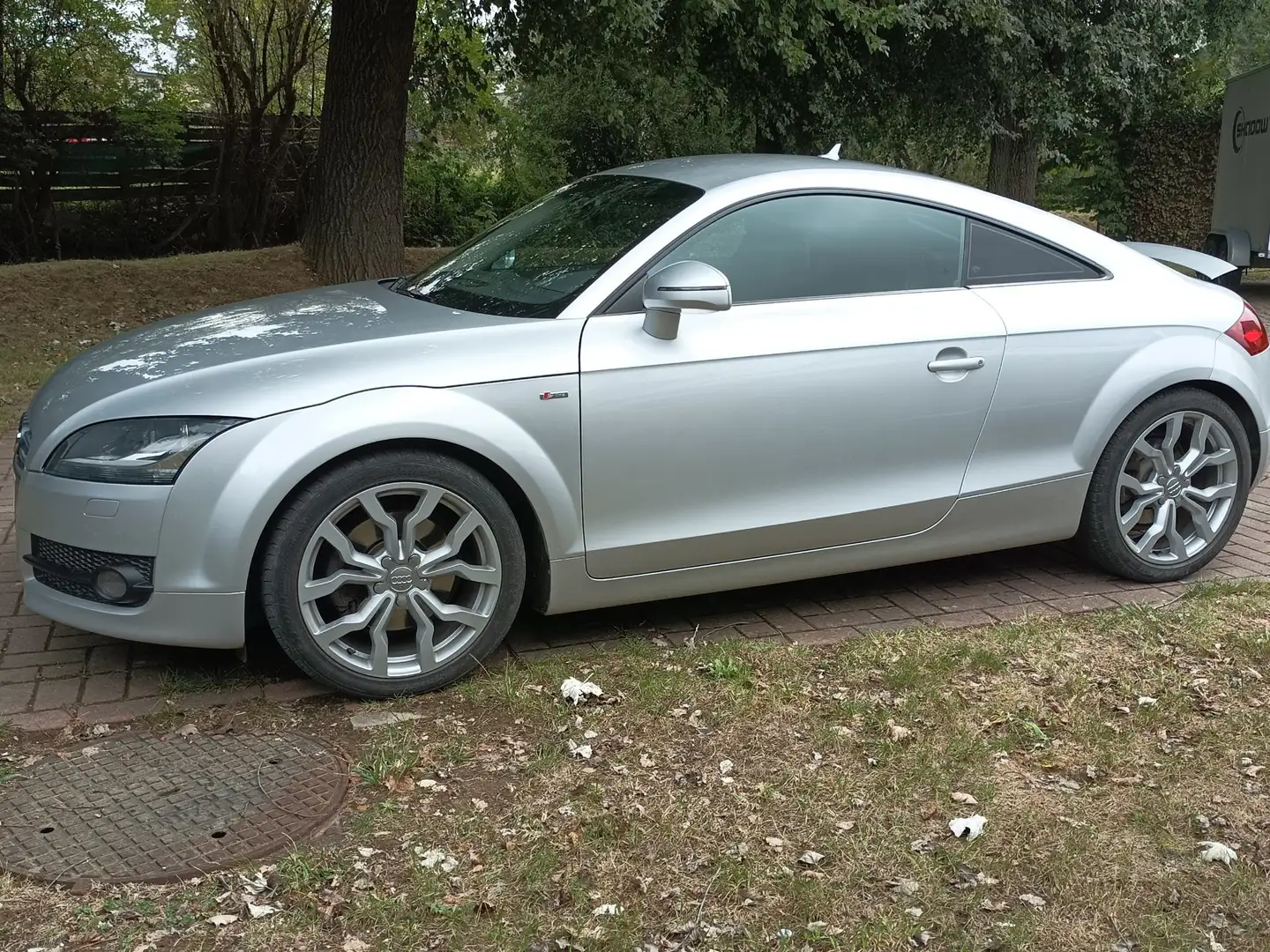 Audi TT Coupé 1.8 TFSI S line Argent - 1