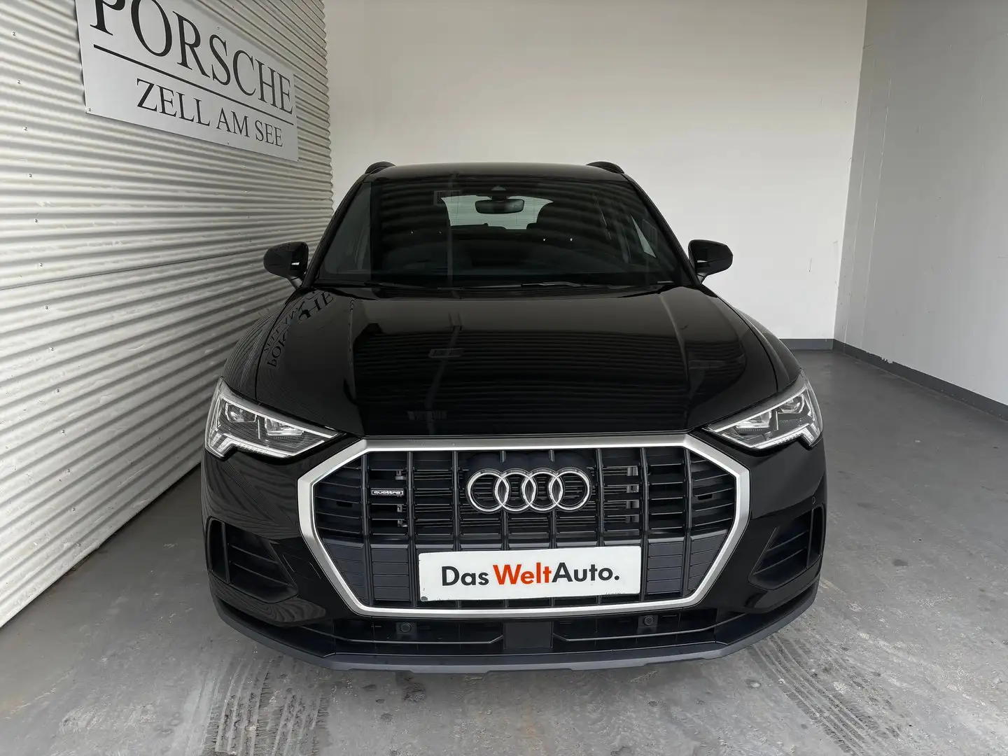 Audi Q3 40 TDI quattro Schwarz - 2