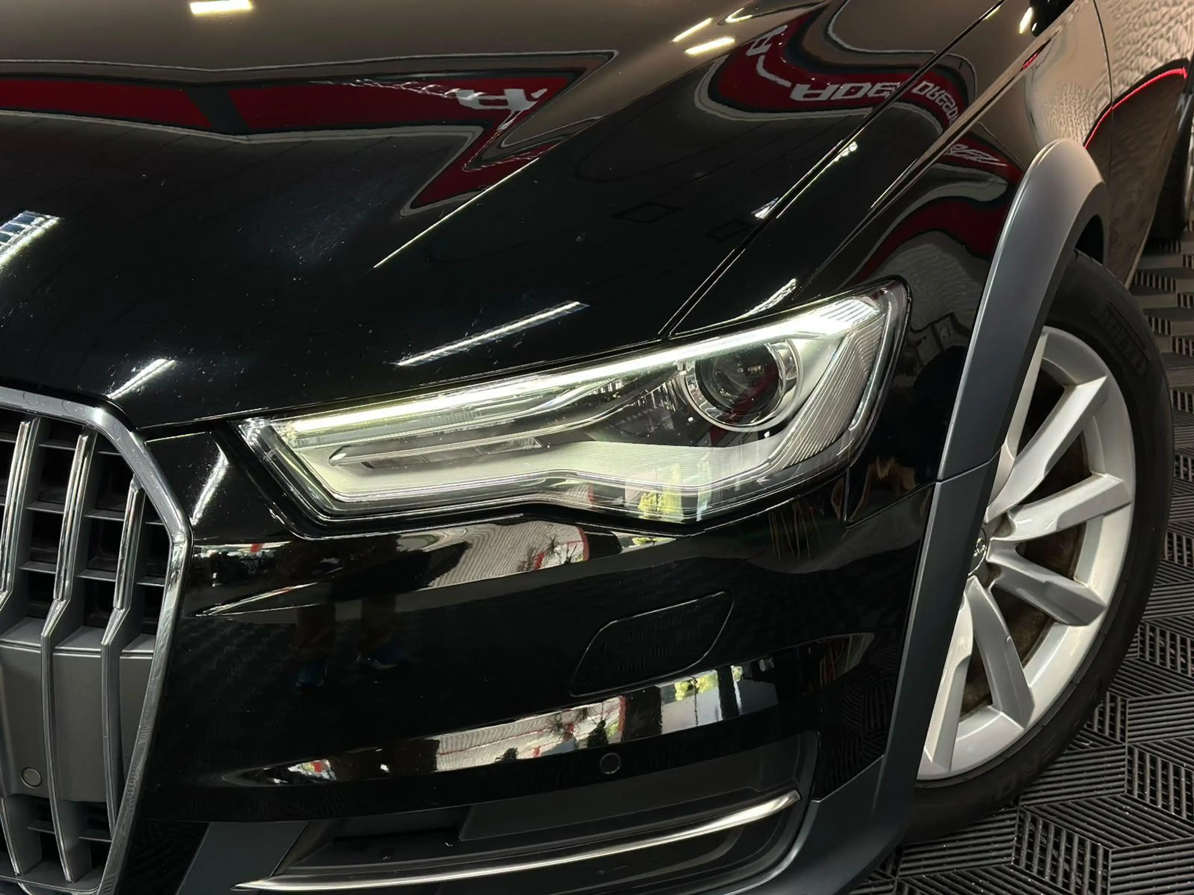Audi A6 allroad 3.0TDI QUATTRO LUFT#BOSE#AHK#PANO#RFK — photo 10