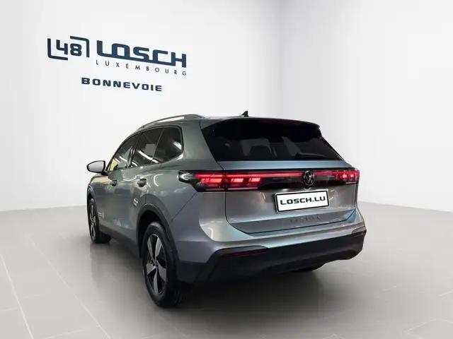 Volkswagen Tiguan view 7