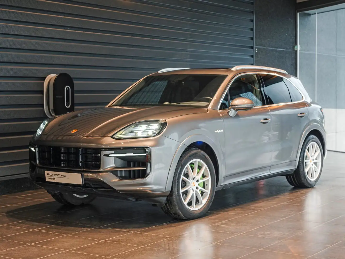 Porsche Cayenne E-Hybrid Approved Grau - 1