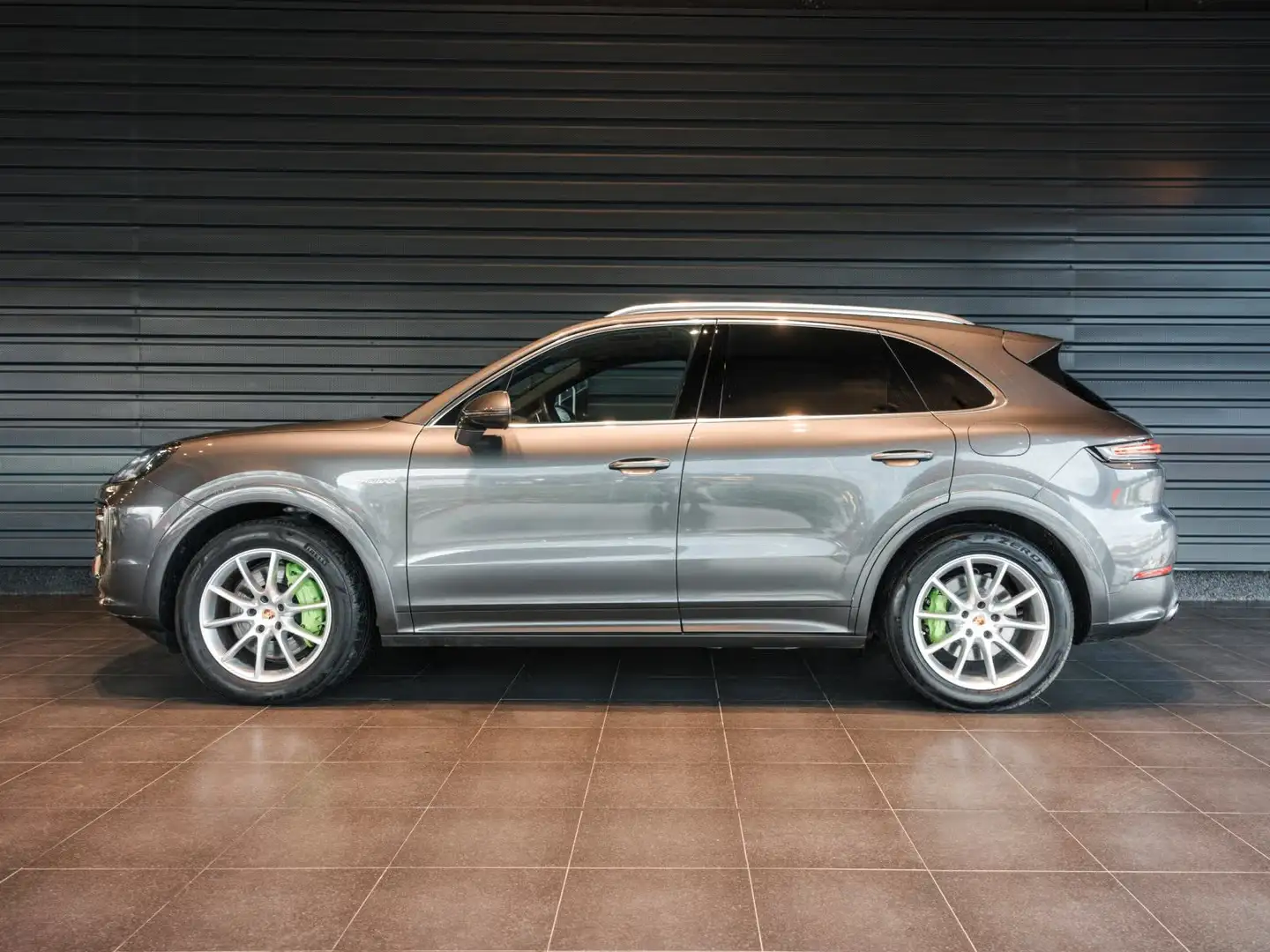 Porsche Cayenne E-Hybrid Approved Grau - 2