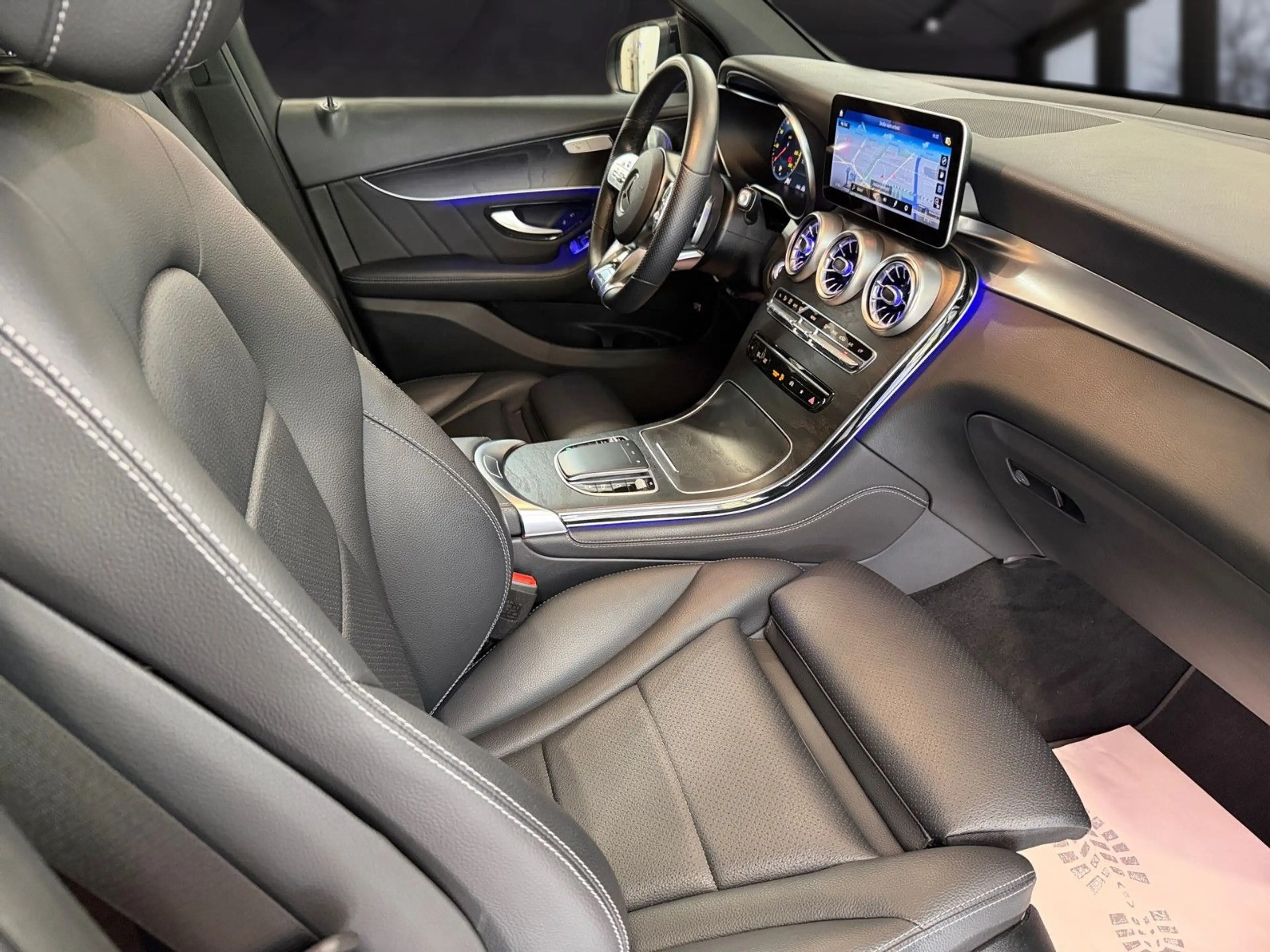 Mercedes-Benz GLC 400 d 4Matic Coupe AMG Line*Night-Paket* — photo 12