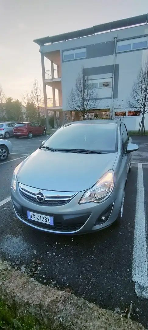 Opel Corsa 3p 1.2 Club 85cv FL - 2